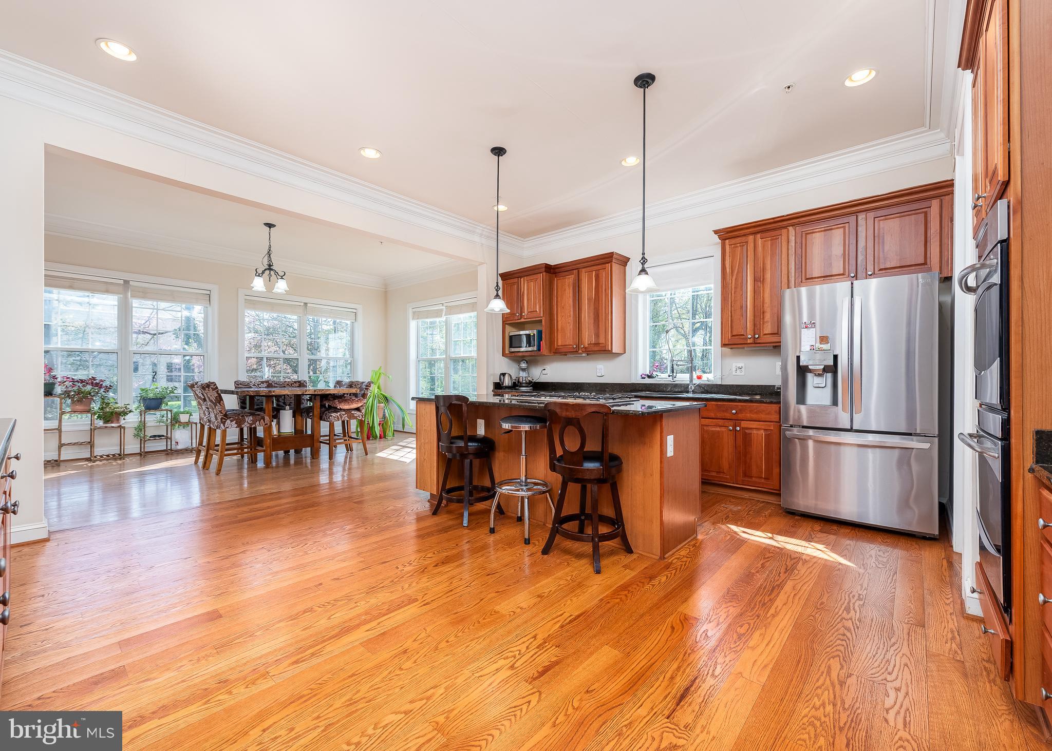 ASHTON MANOR - Residential