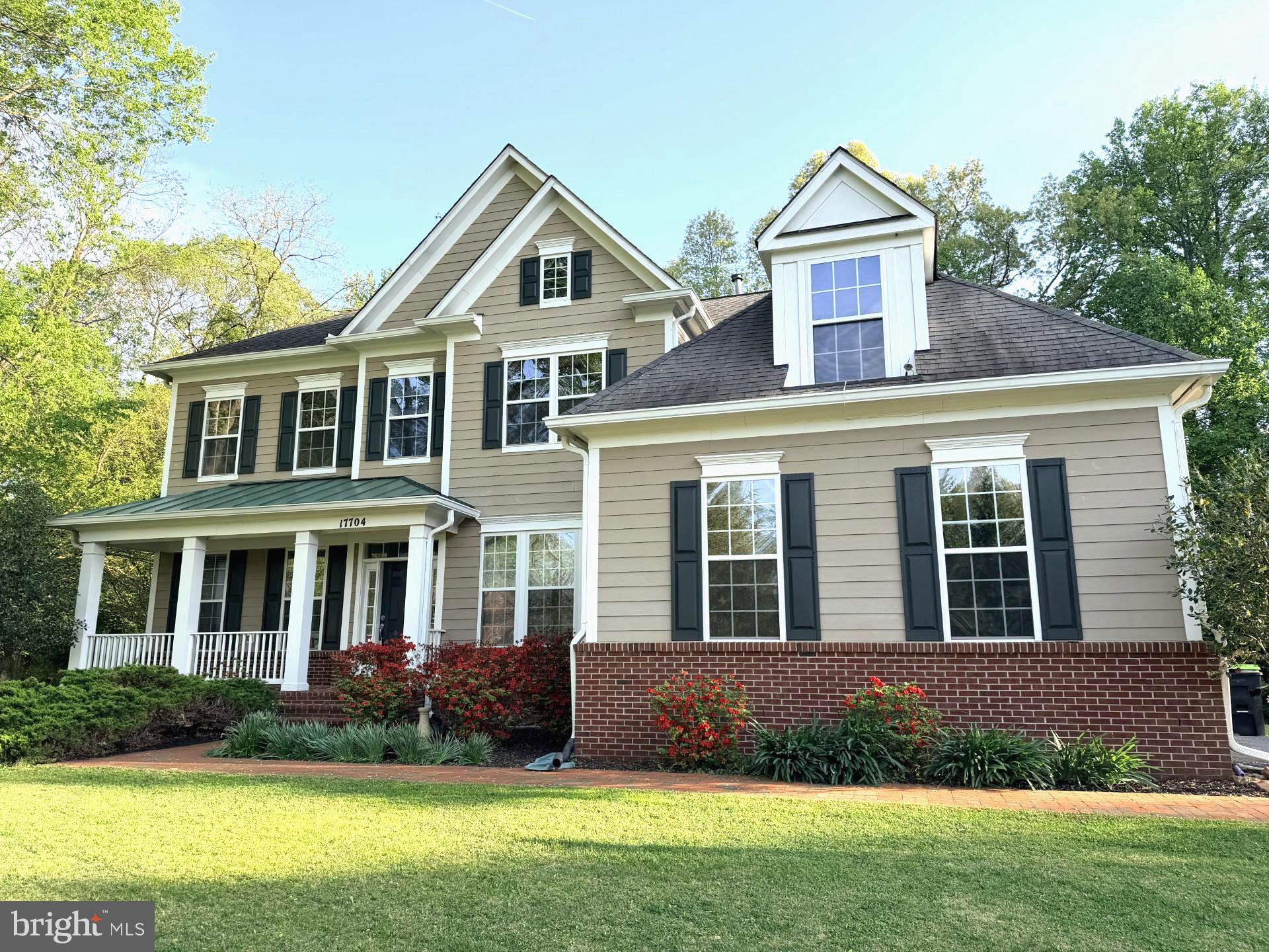 ASHTON MANOR - Residential