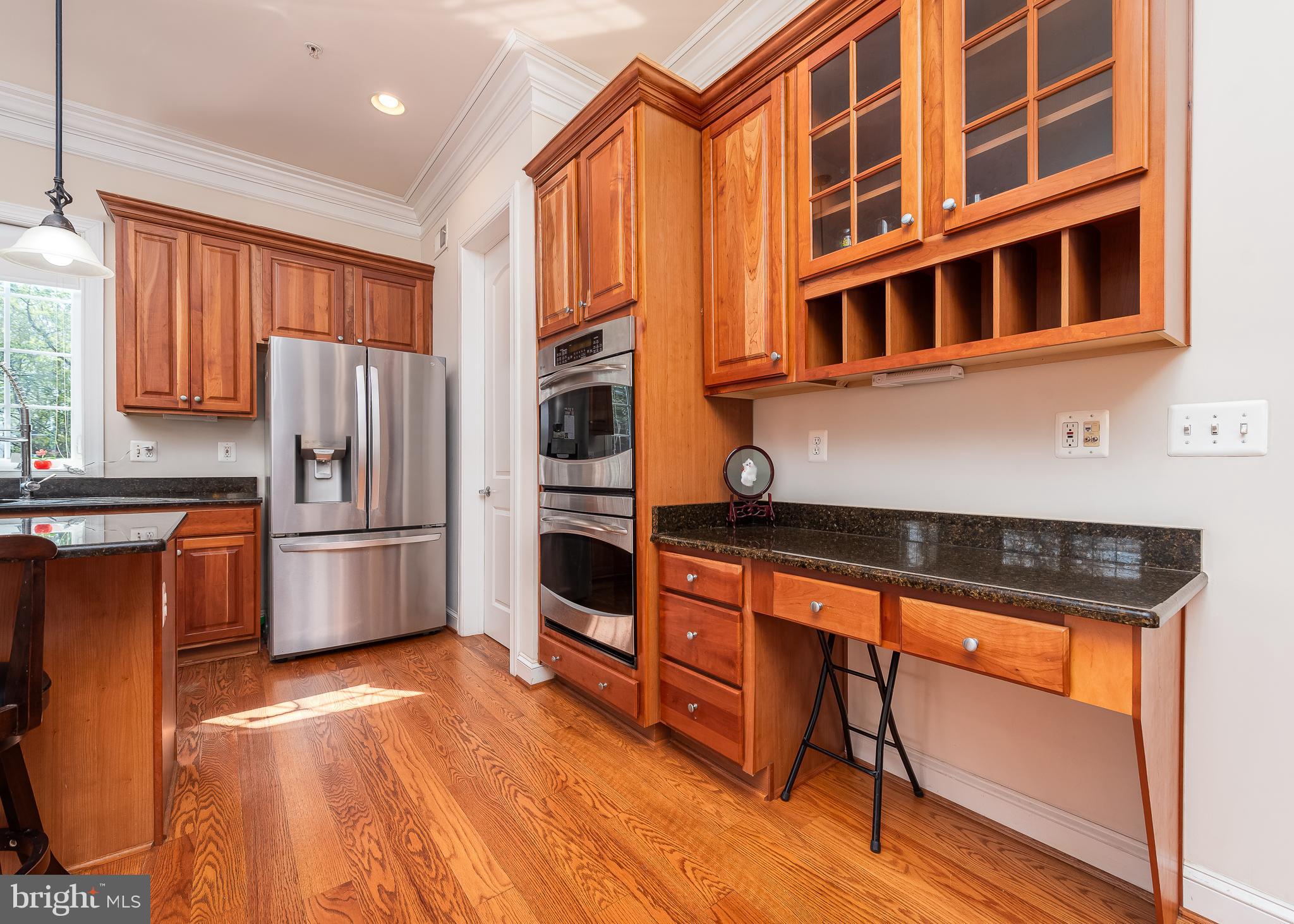 ASHTON MANOR - Residential