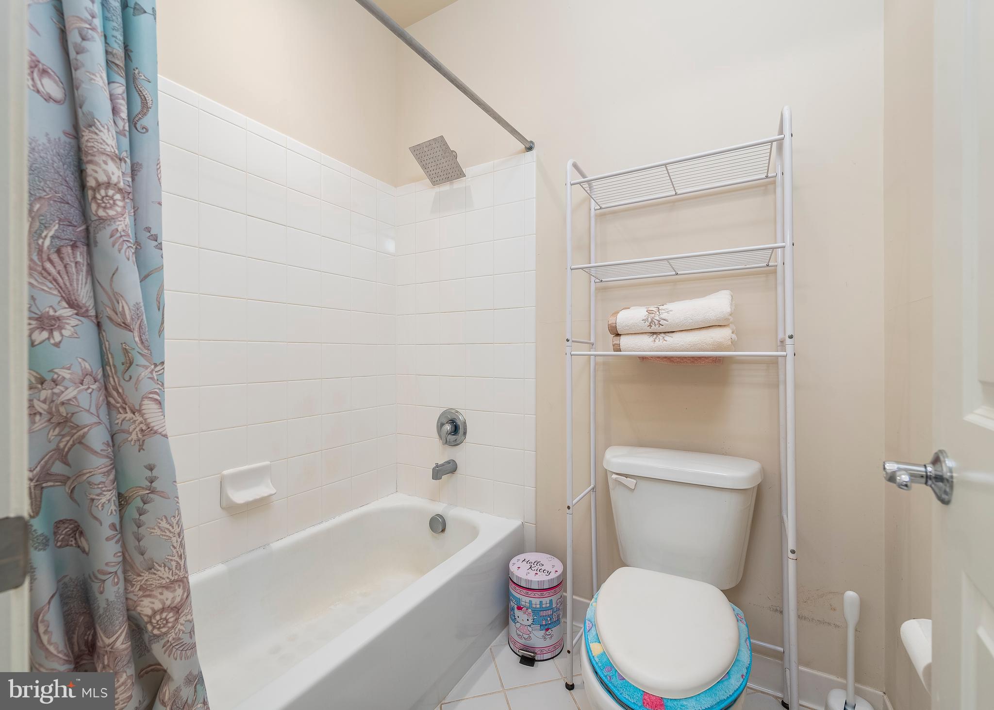 ASHTON MANOR - Residential