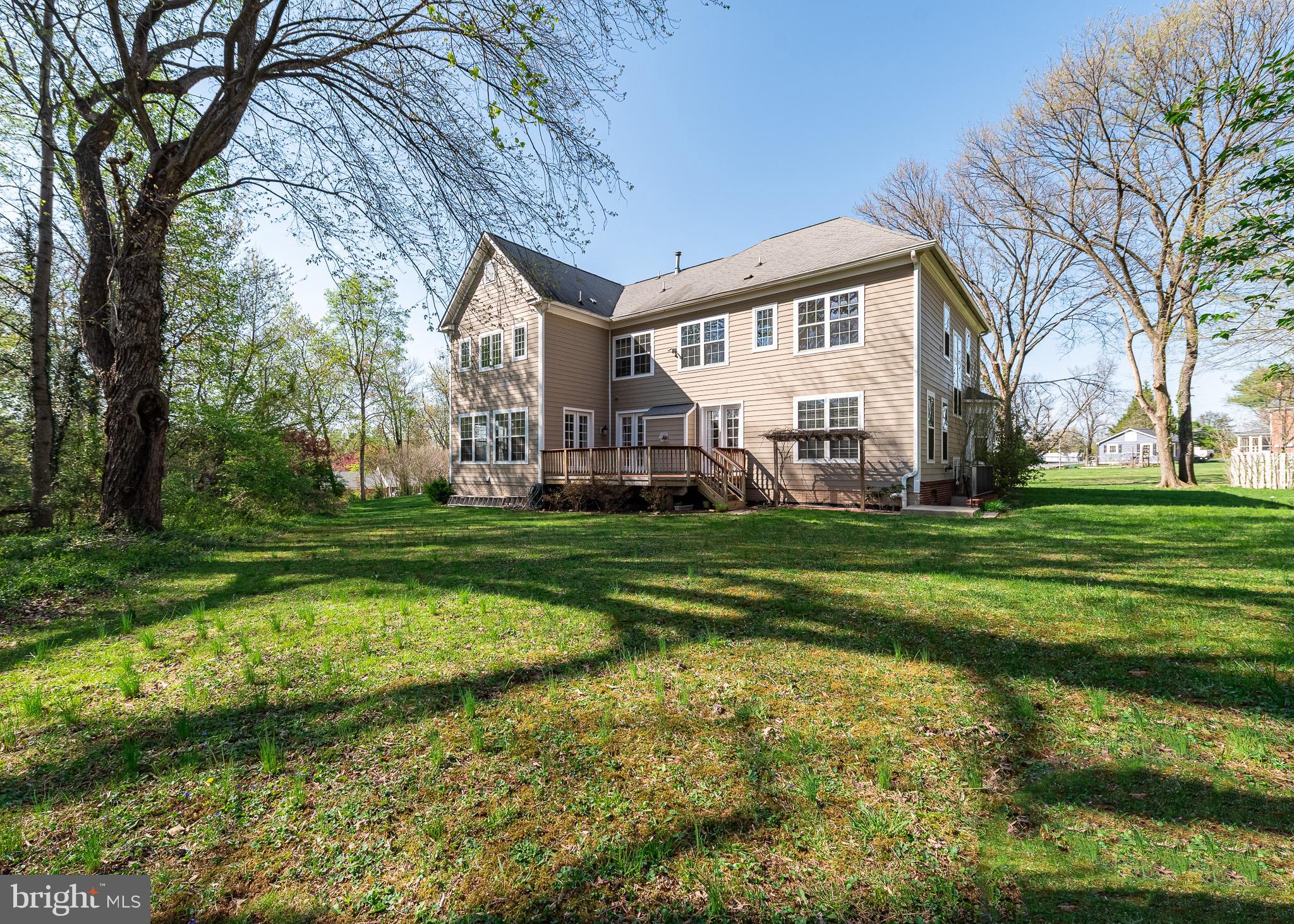 ASHTON MANOR - Residential