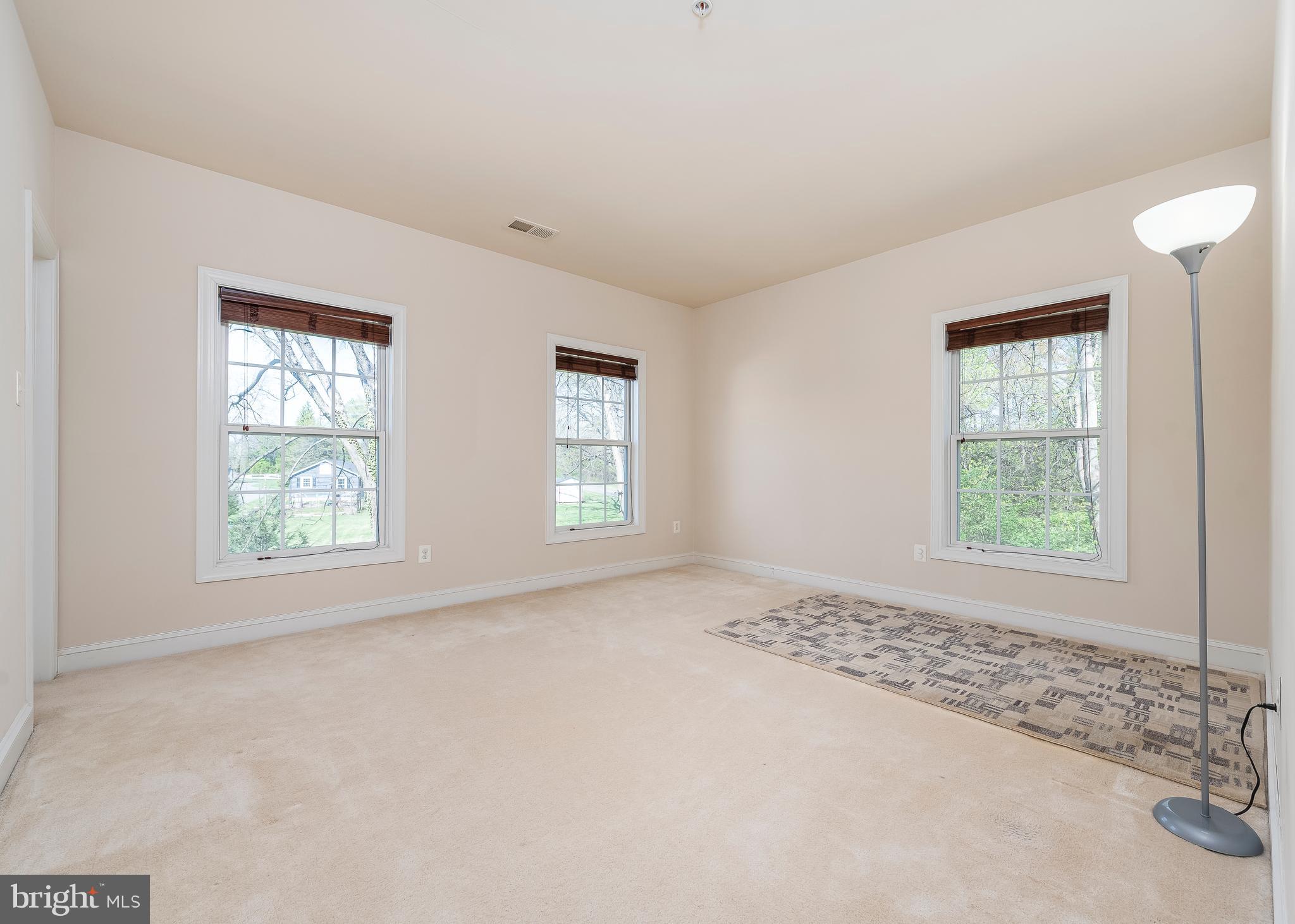 ASHTON MANOR - Residential