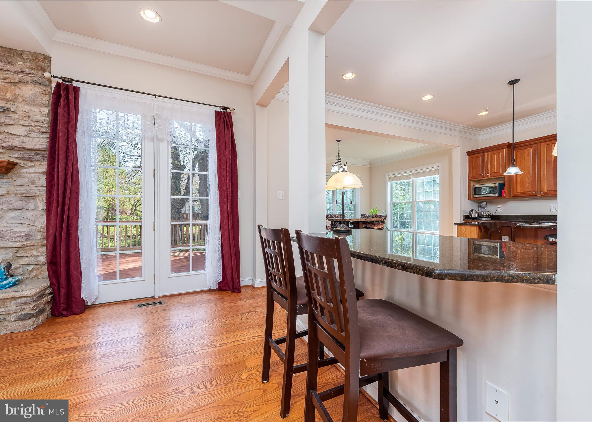 ASHTON MANOR - Residential