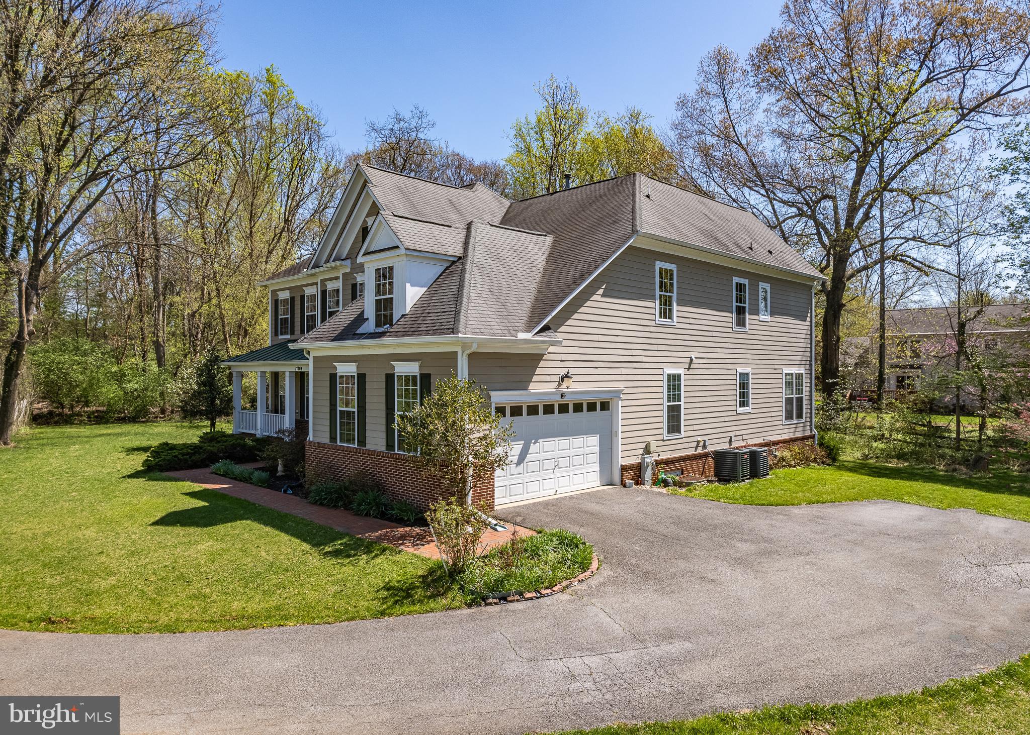 ASHTON MANOR - Residential