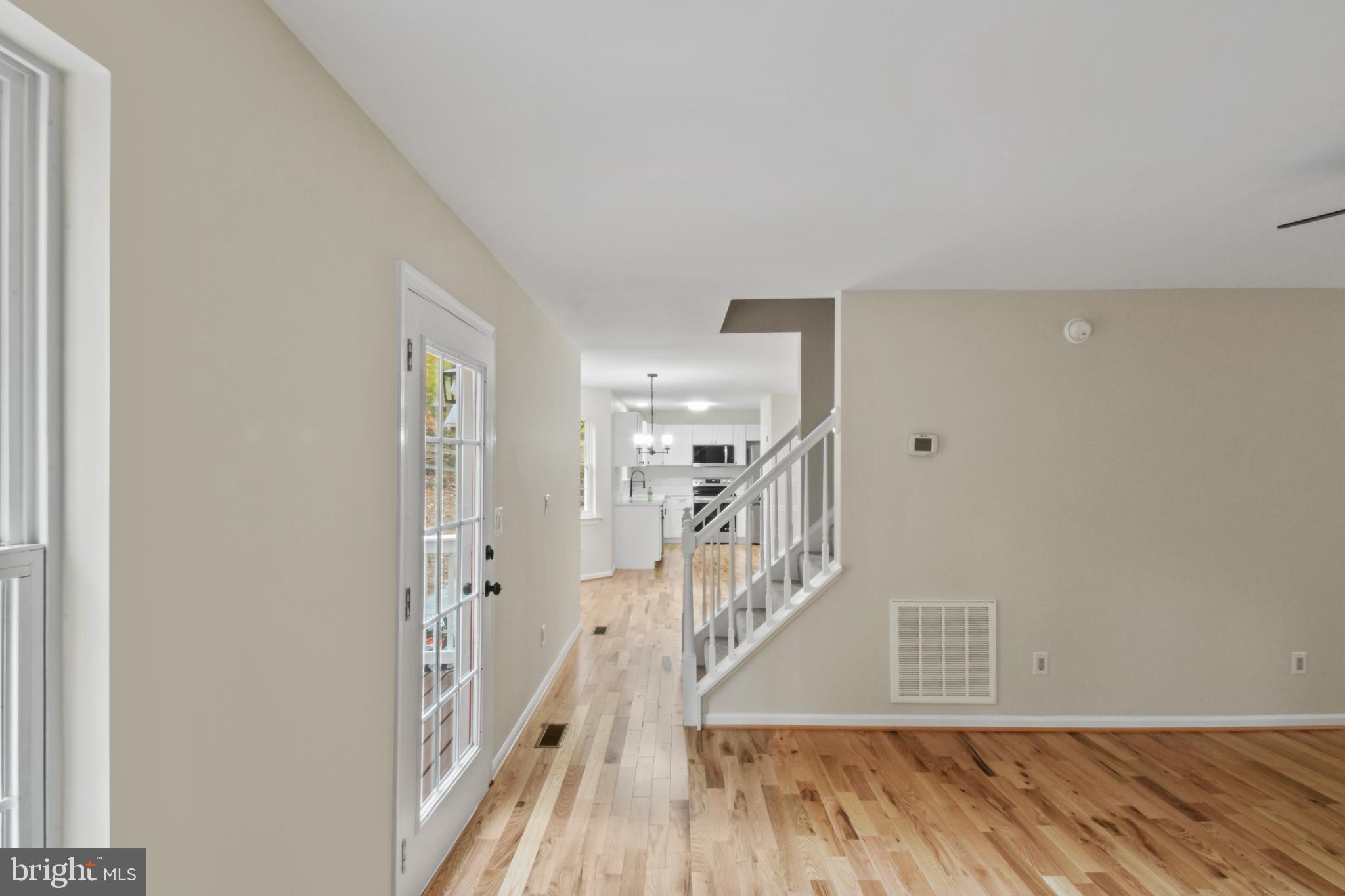 LAKE MONTICELLO - Residential