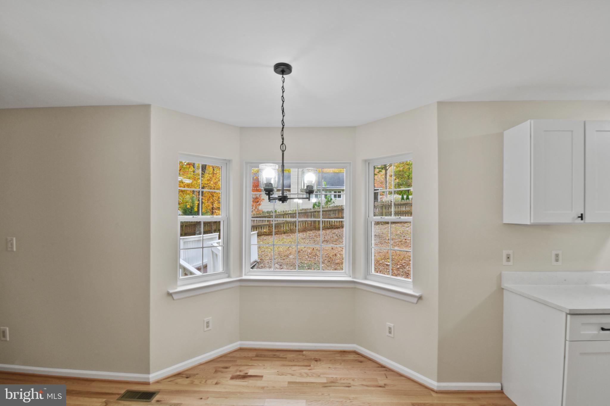 LAKE MONTICELLO - Residential