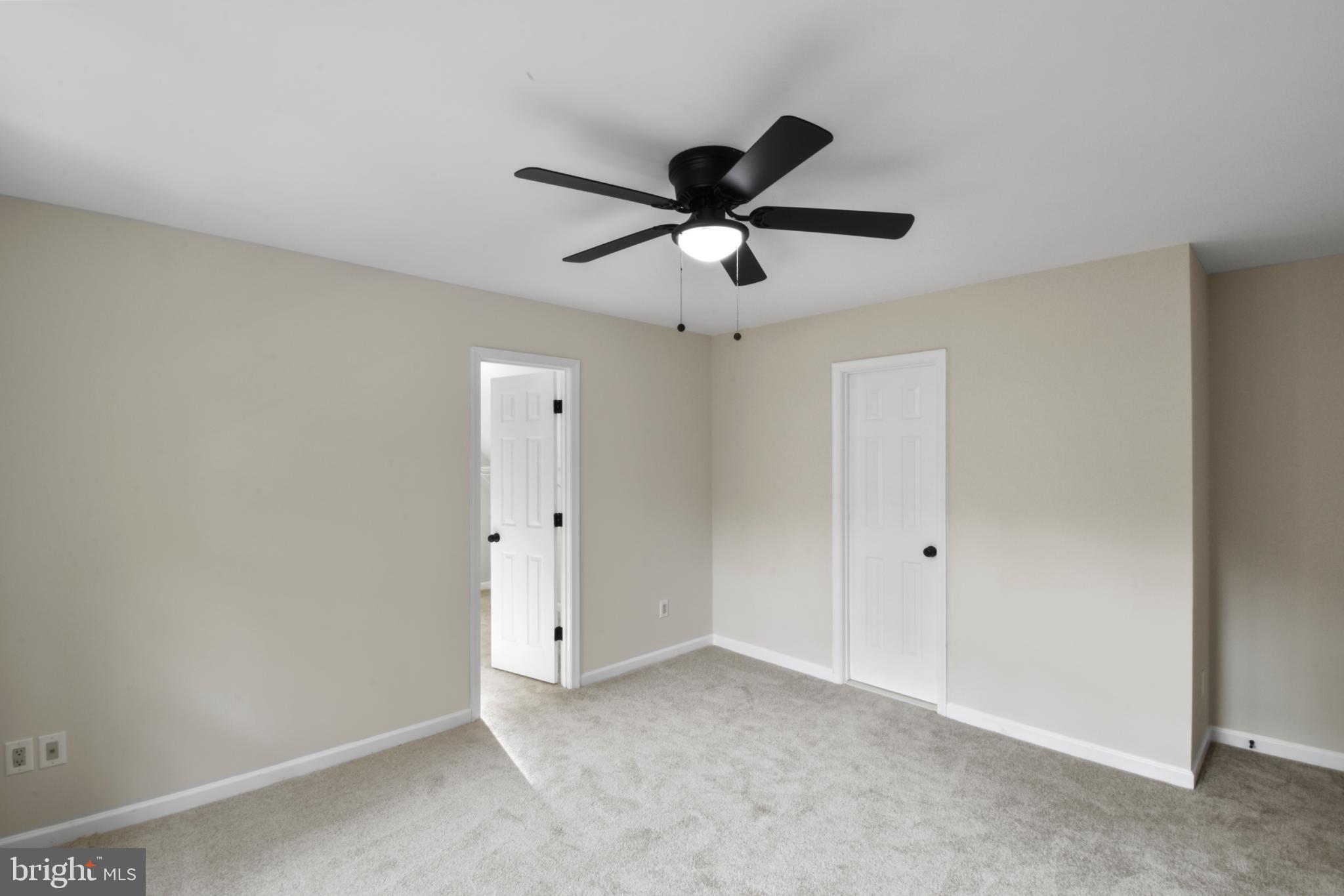 LAKE MONTICELLO - Residential