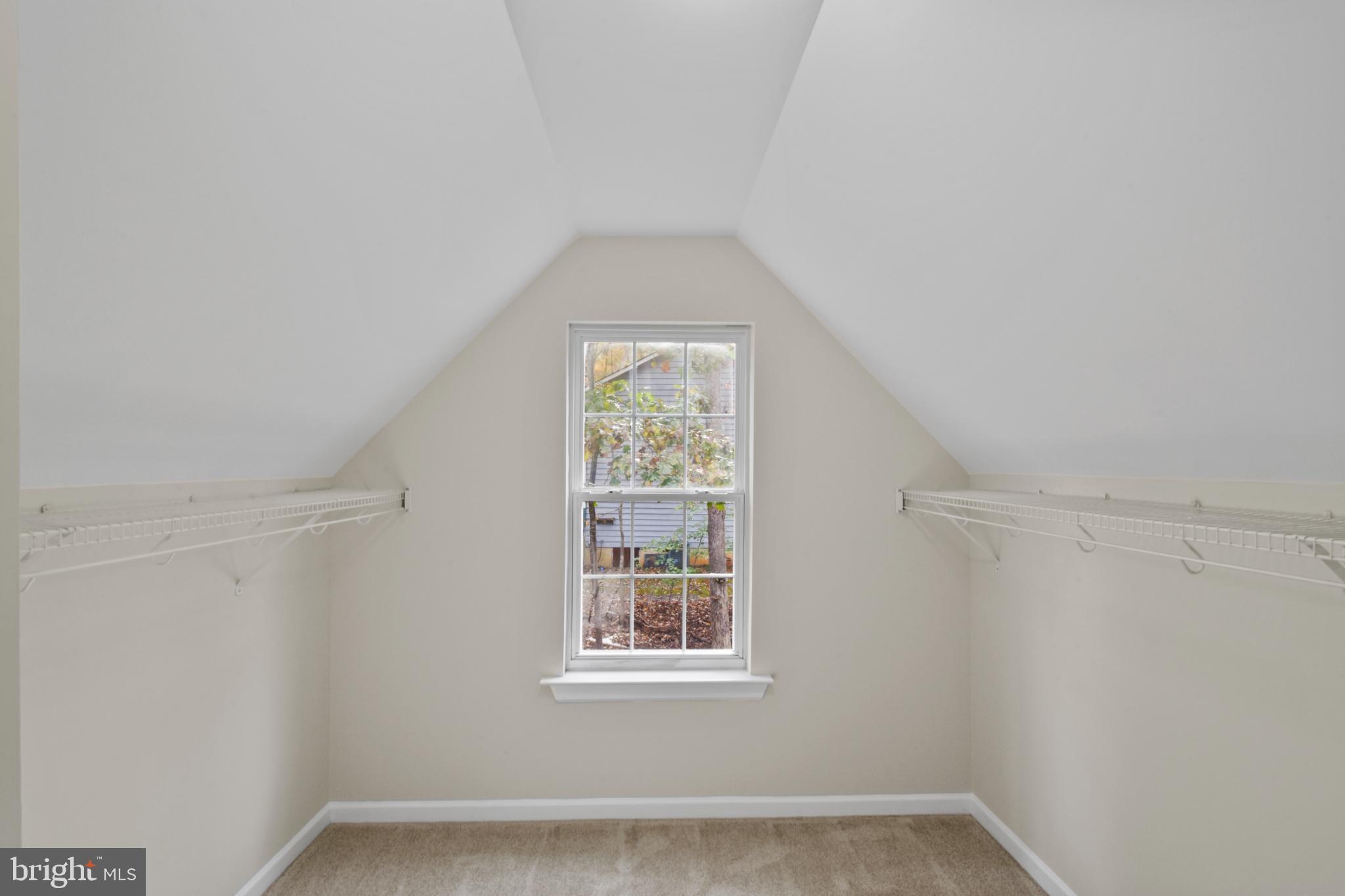 LAKE MONTICELLO - Residential