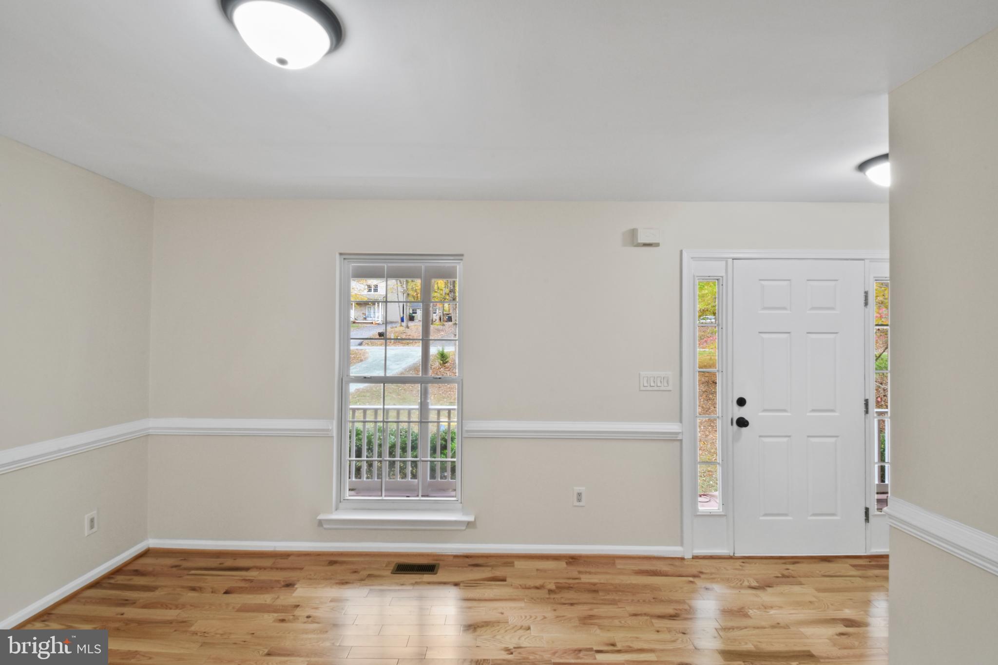 LAKE MONTICELLO - Residential