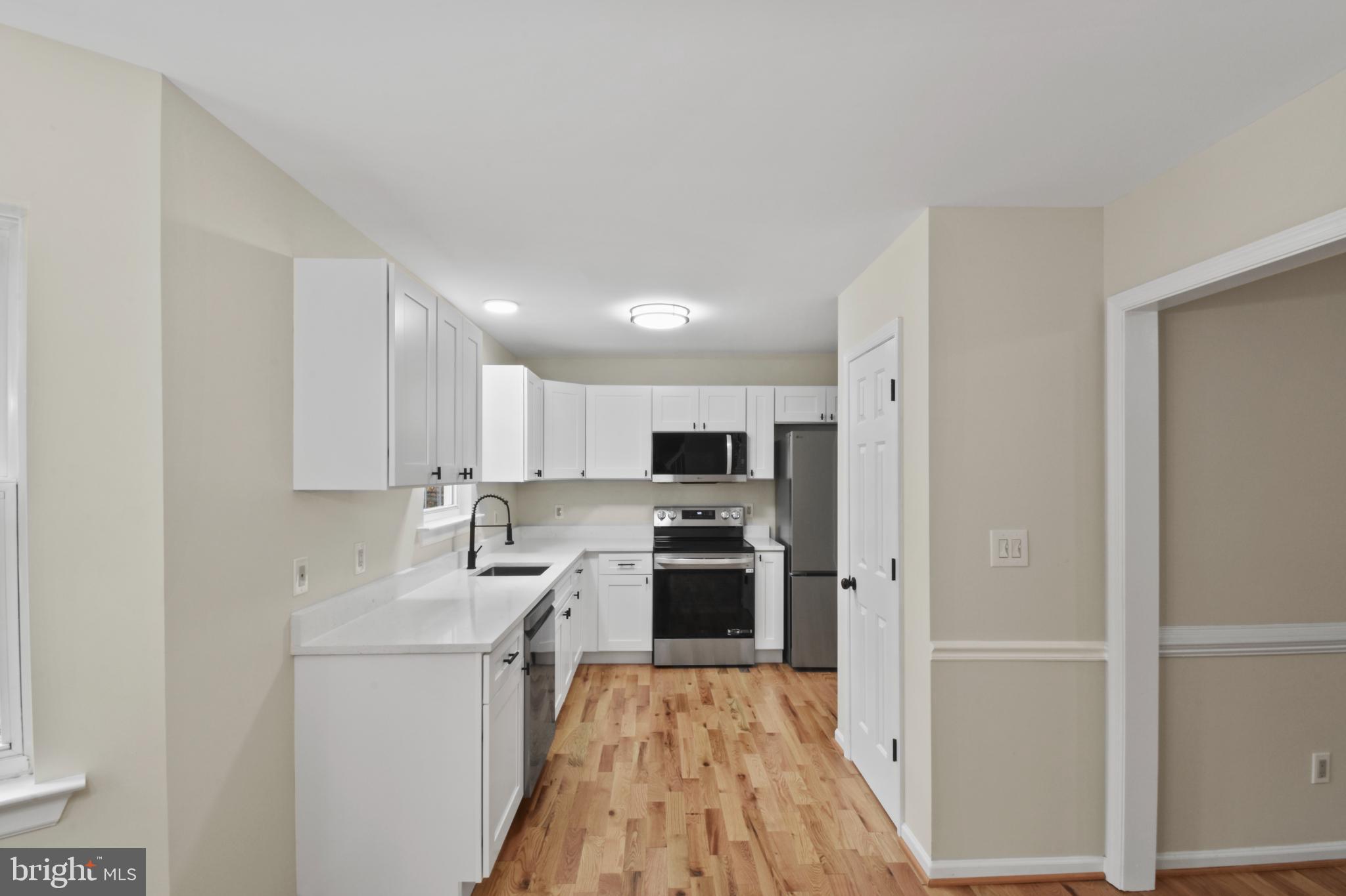 LAKE MONTICELLO - Residential