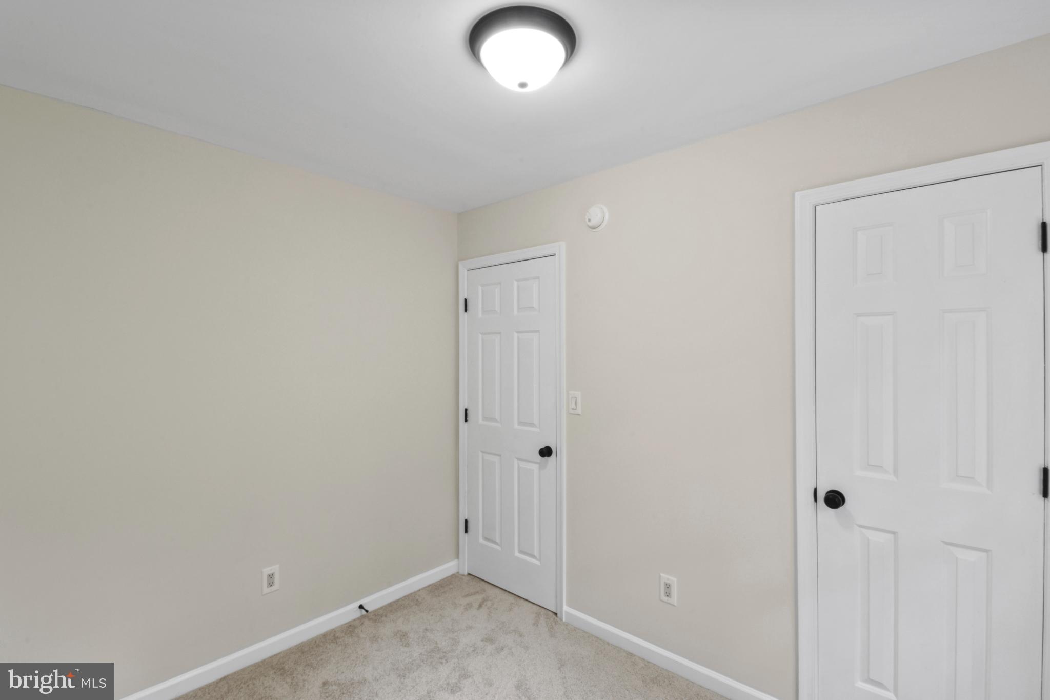 LAKE MONTICELLO - Residential