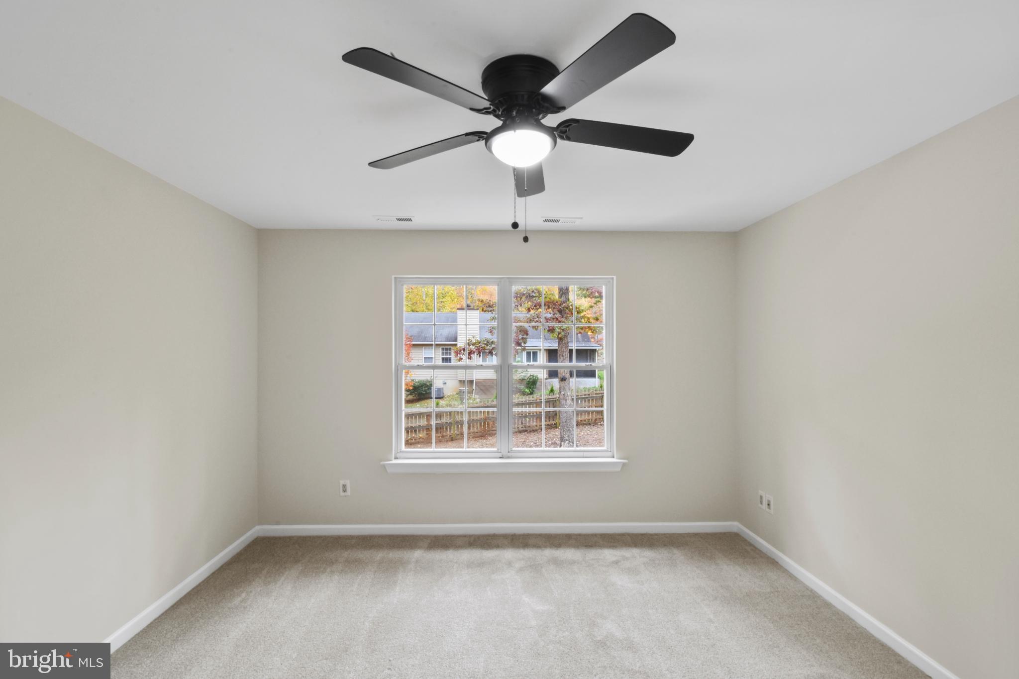 LAKE MONTICELLO - Residential