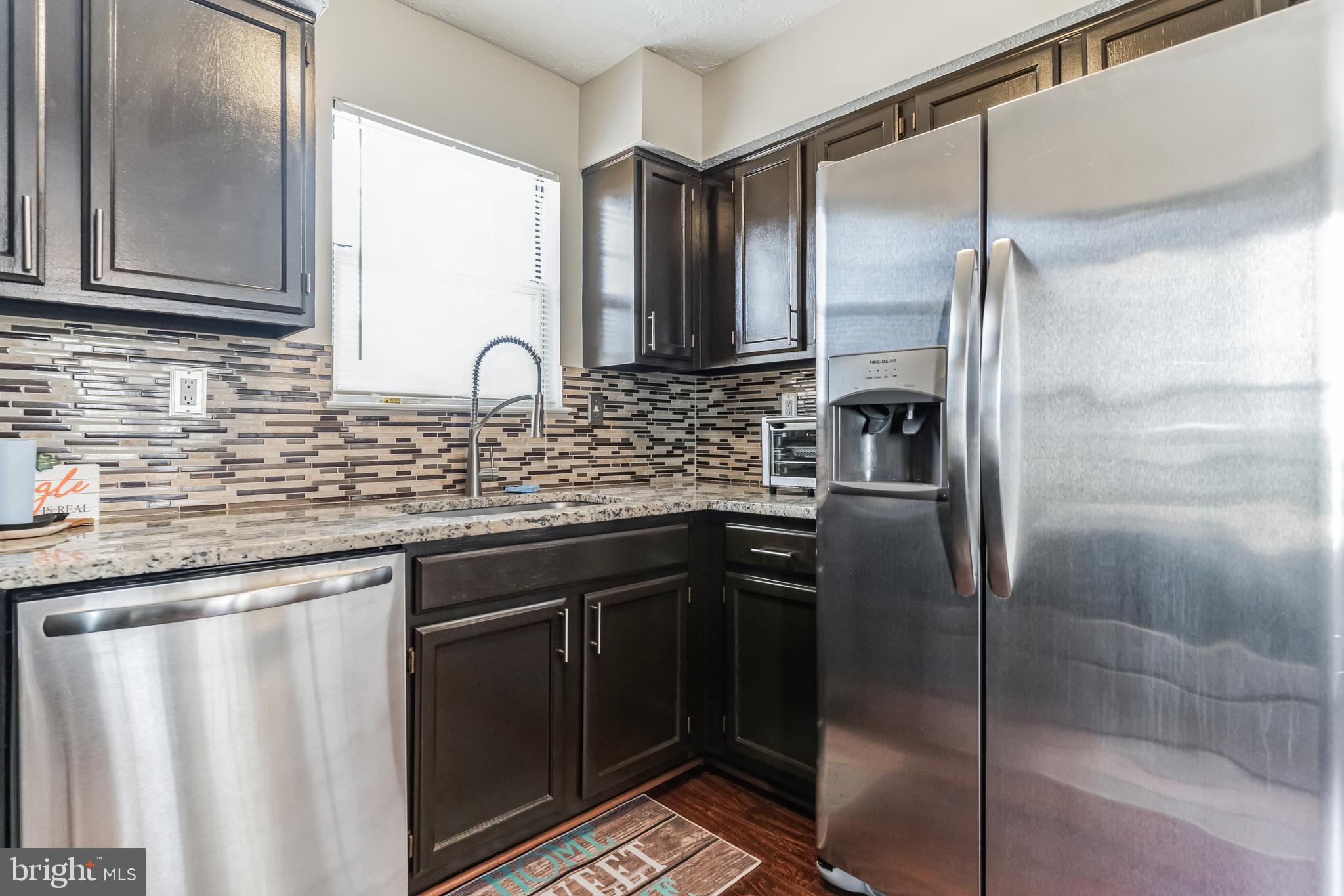 ST CHARLES SUB - HAMPSHIRE - Residential