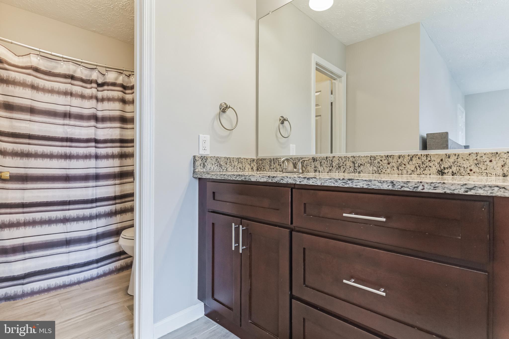 ST CHARLES SUB - HAMPSHIRE - Residential