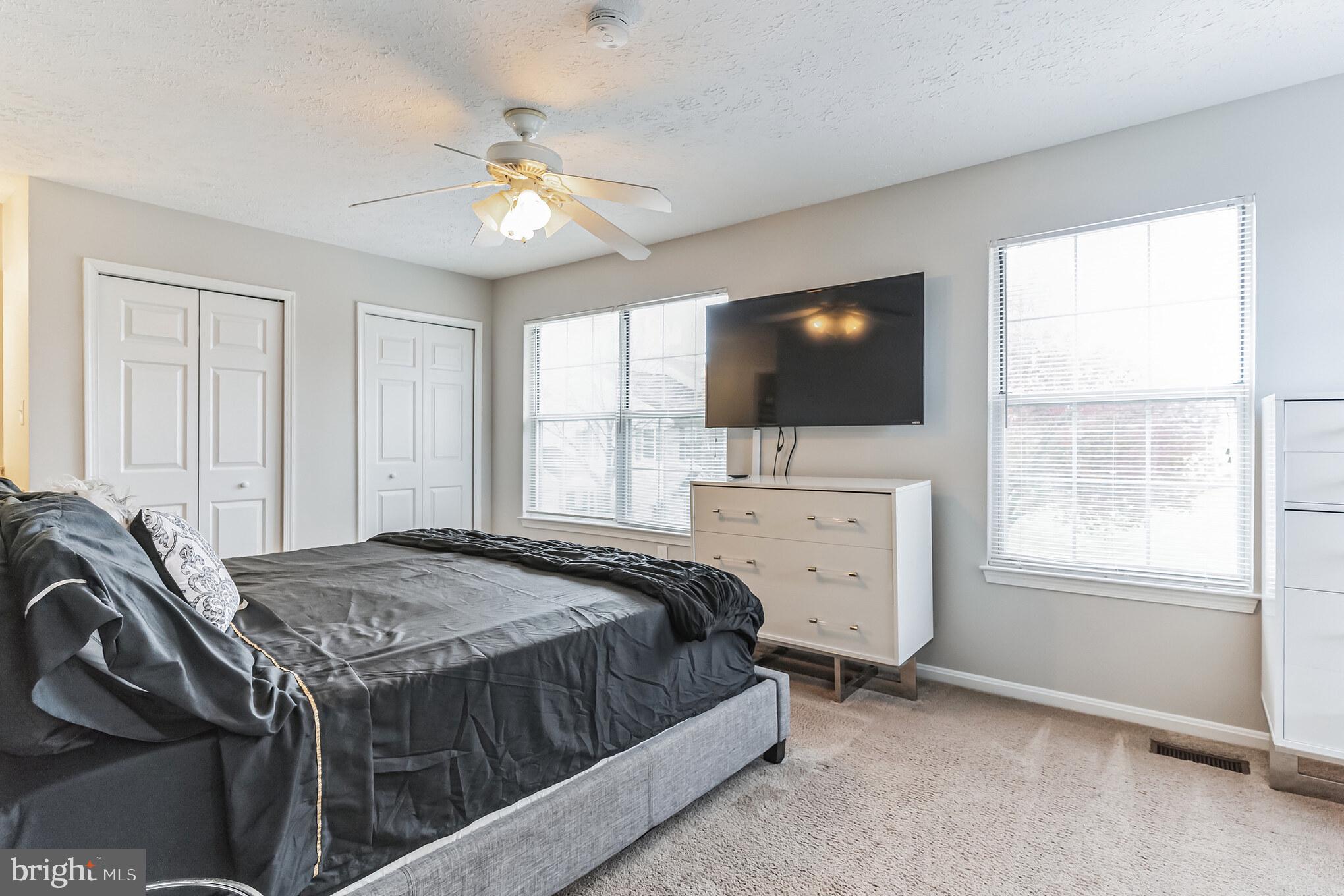 ST CHARLES SUB - HAMPSHIRE - Residential