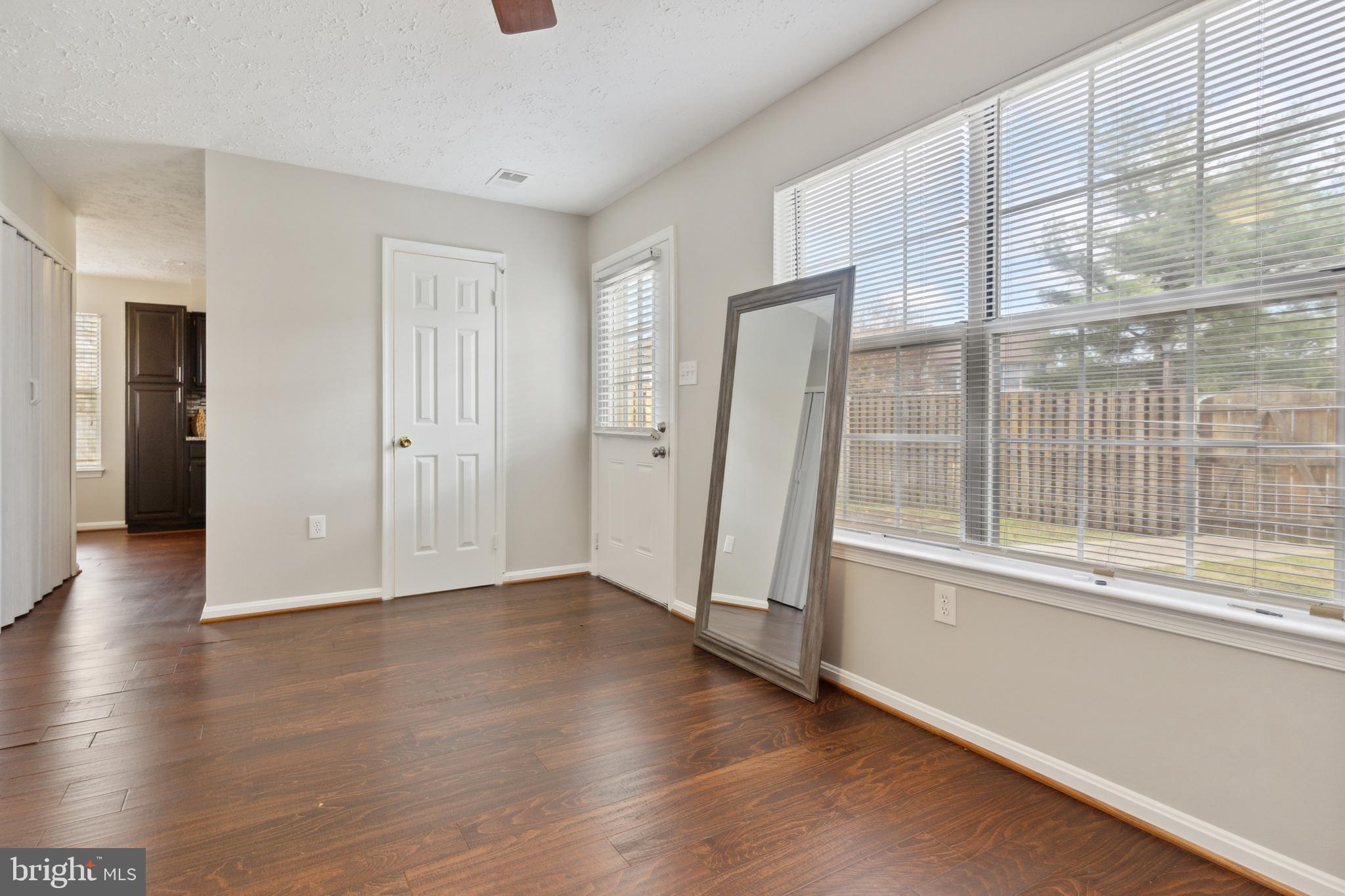 ST CHARLES SUB - HAMPSHIRE - Residential