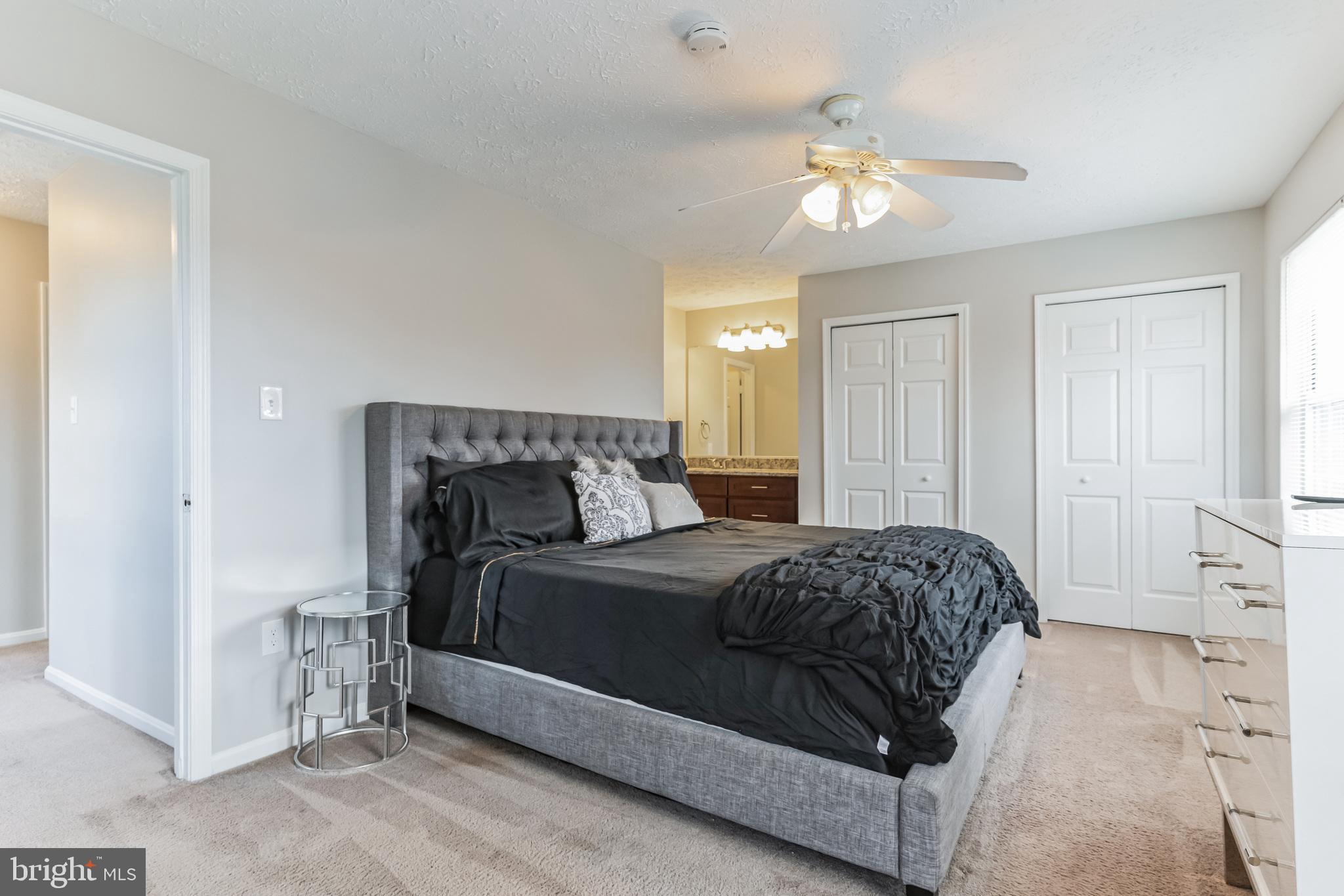 ST CHARLES SUB - HAMPSHIRE - Residential