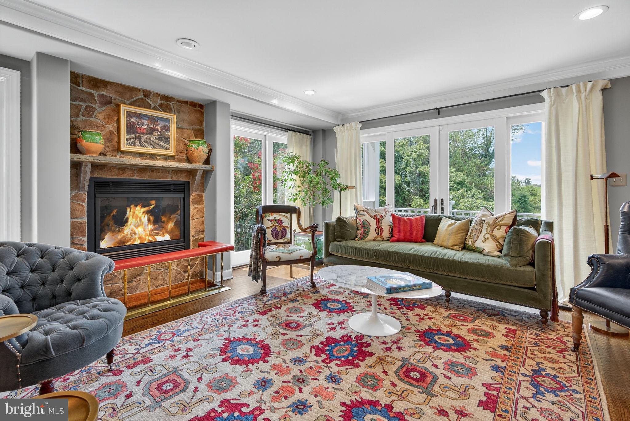 MIDDLEBURG - Residential