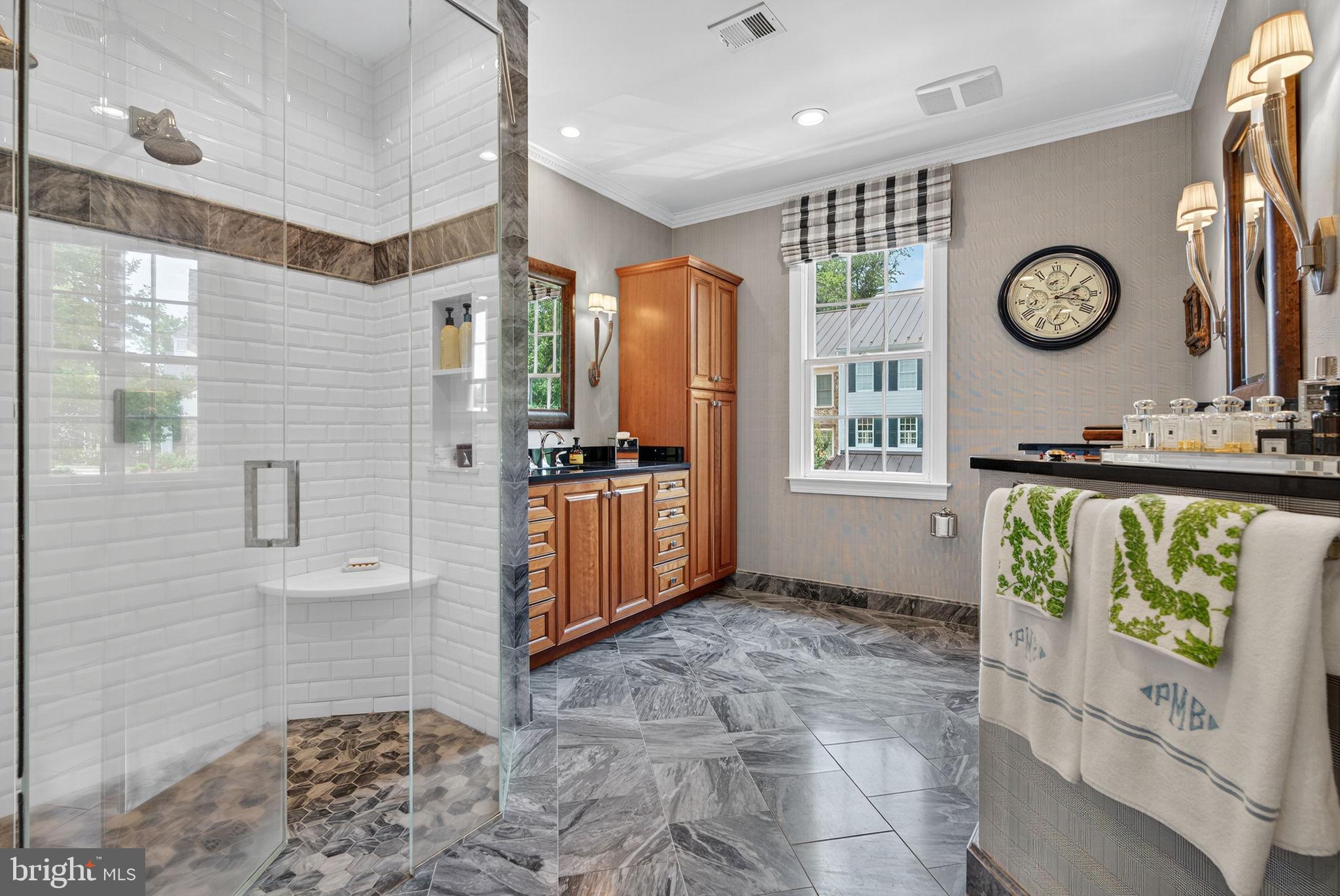 MIDDLEBURG - Residential