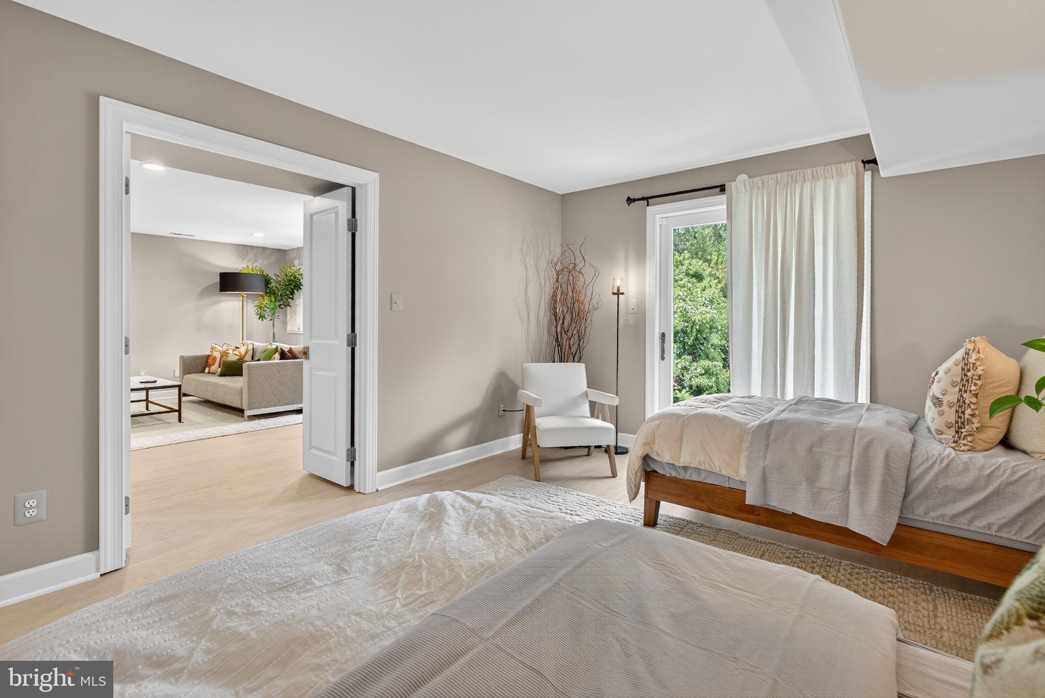 MIDDLEBURG - Residential