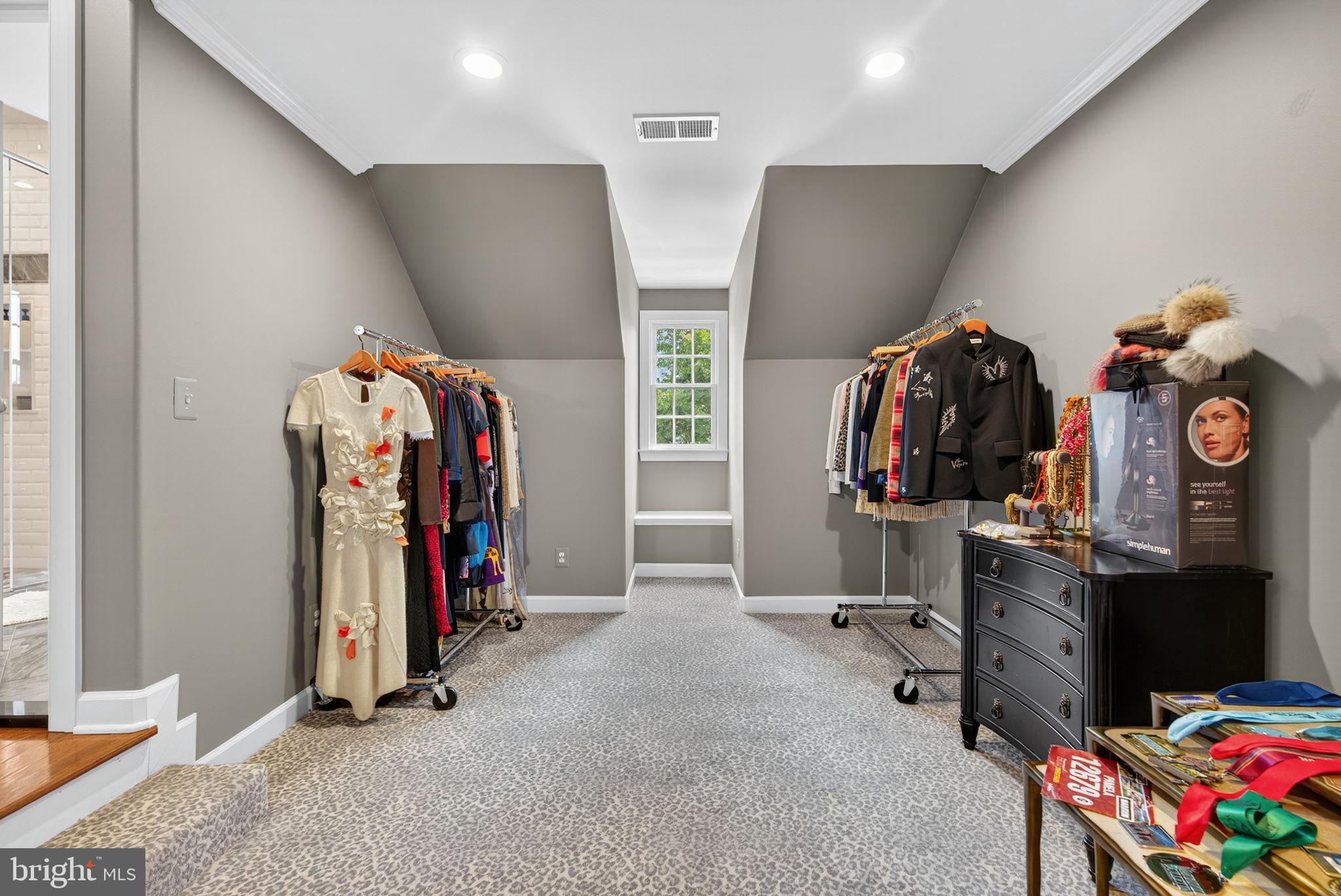 MIDDLEBURG - Residential