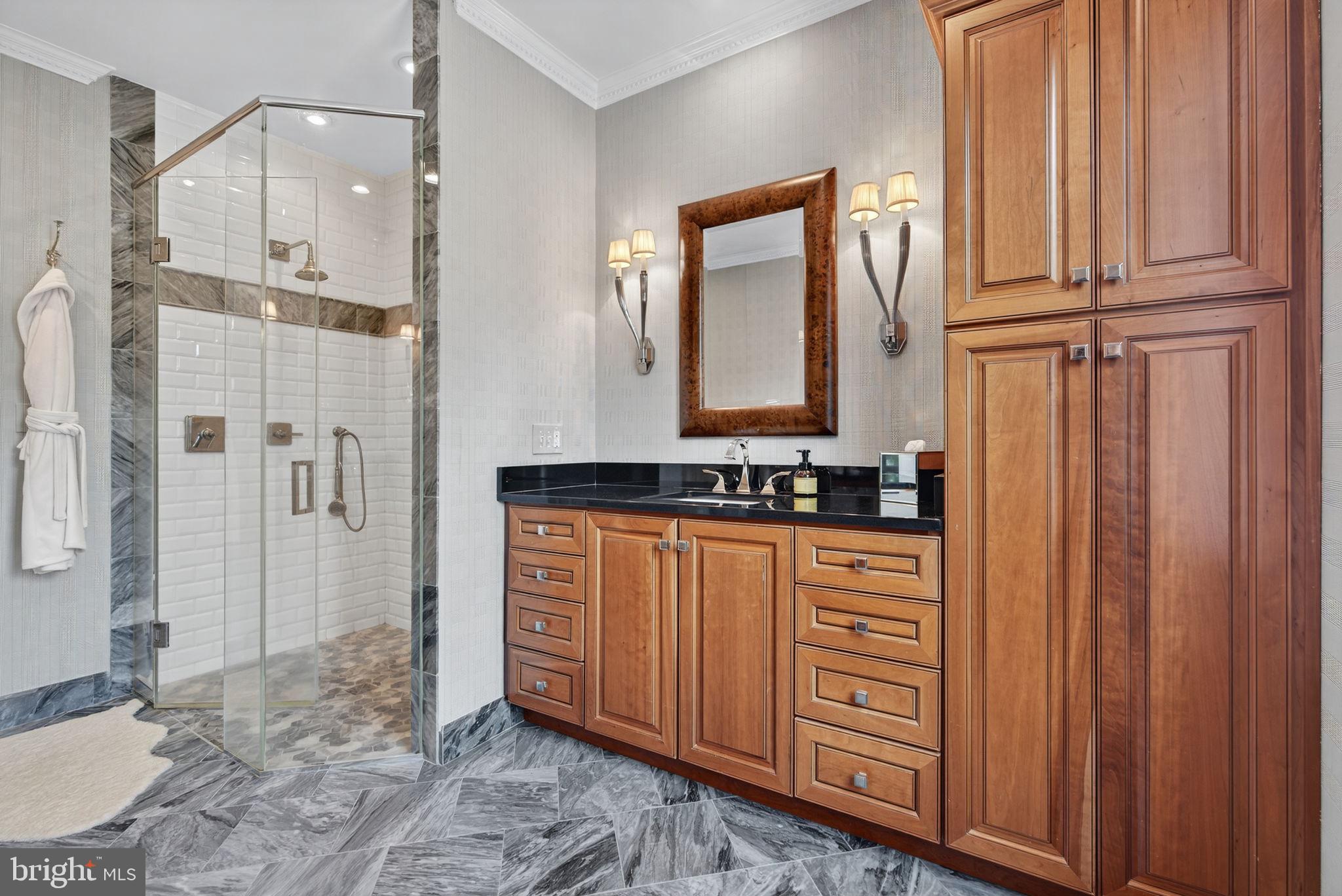 MIDDLEBURG - Residential