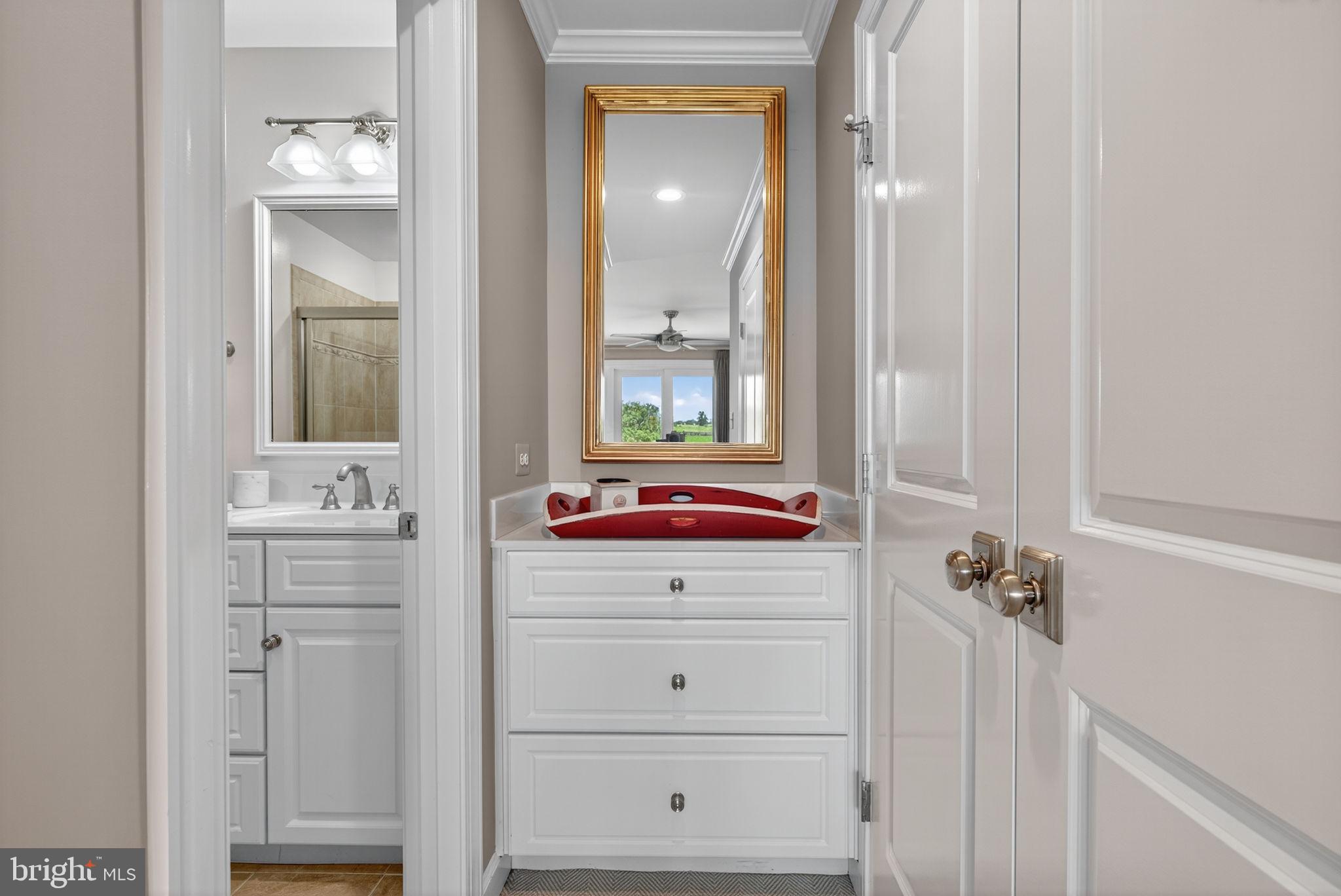 MIDDLEBURG - Residential