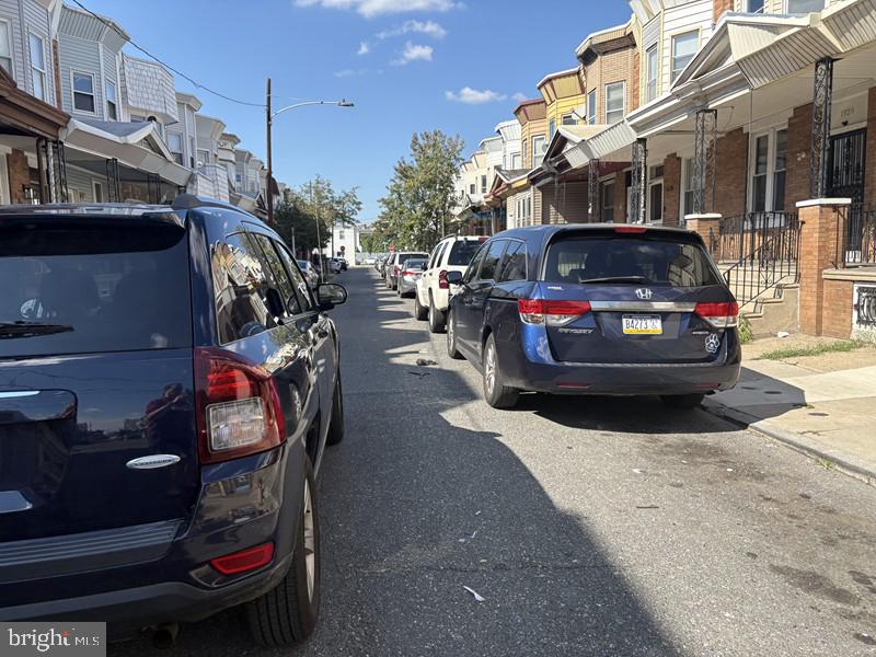 KENSINGTON - Residential