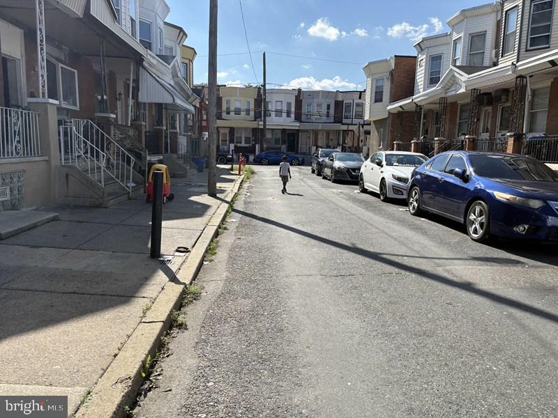 KENSINGTON - Residential