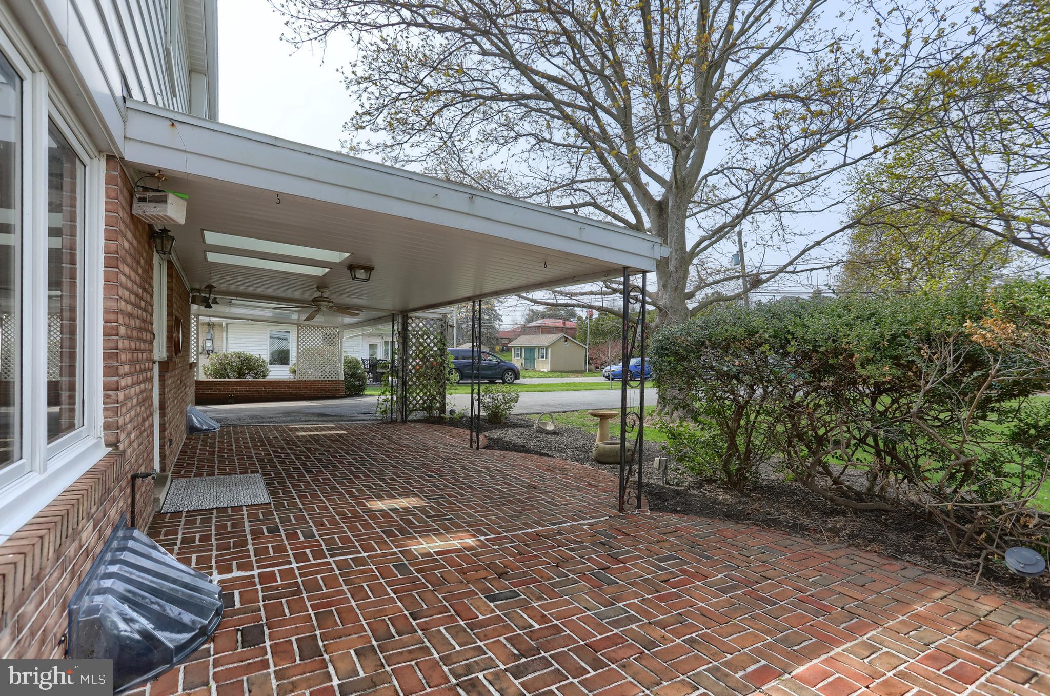 HERSHEY VILLAGE - Residential