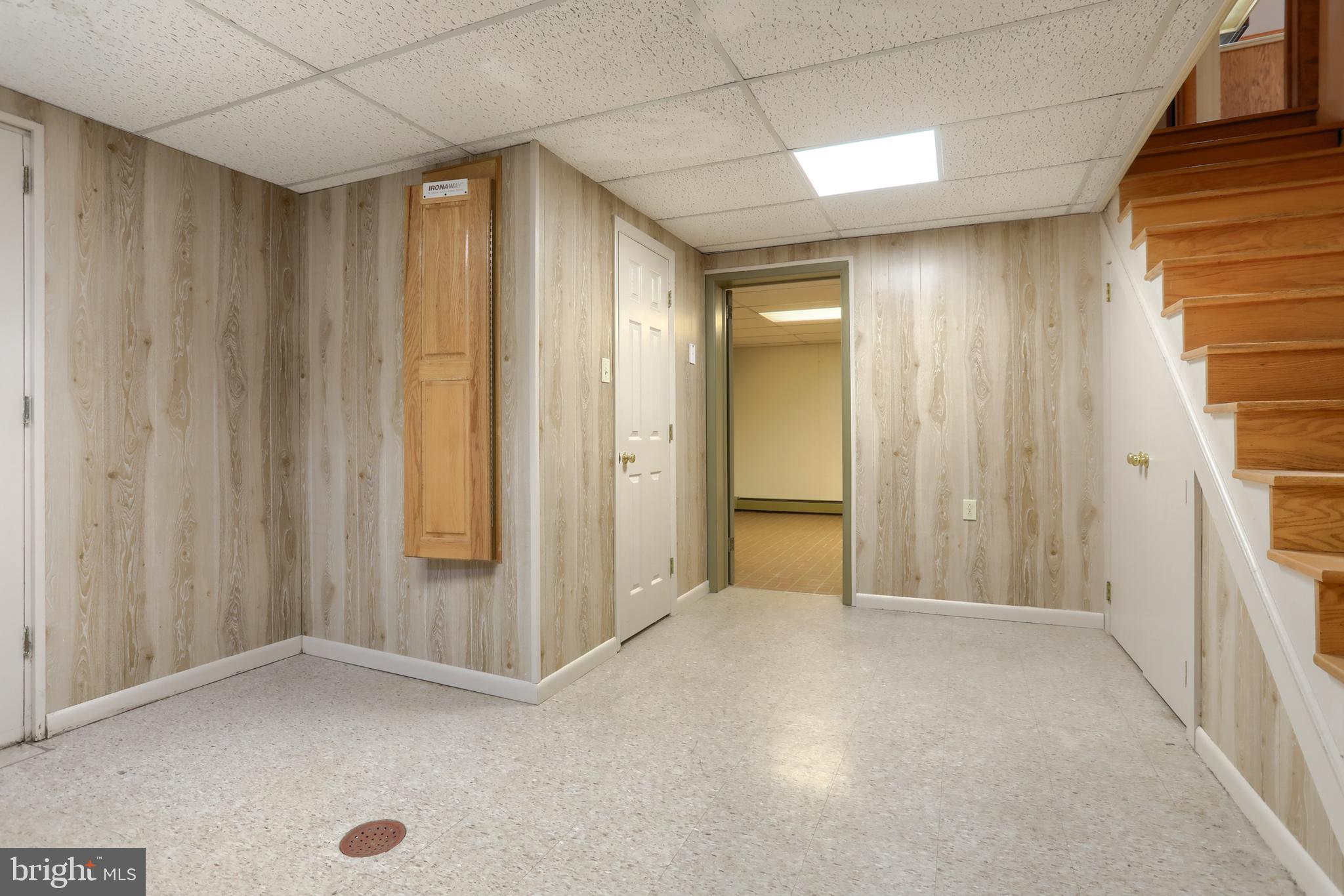 HERSHEY VILLAGE - Residential