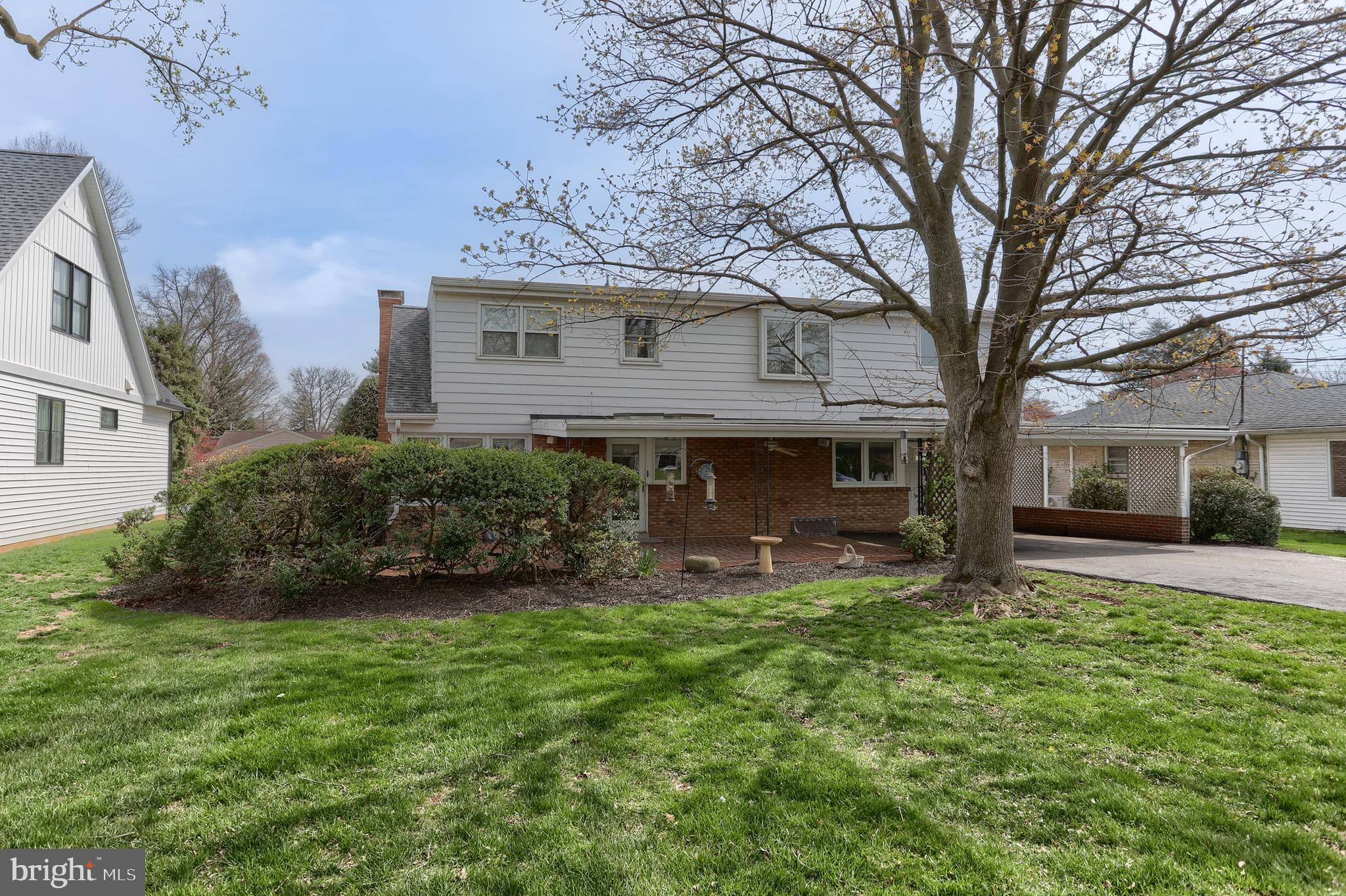 HERSHEY VILLAGE - Residential