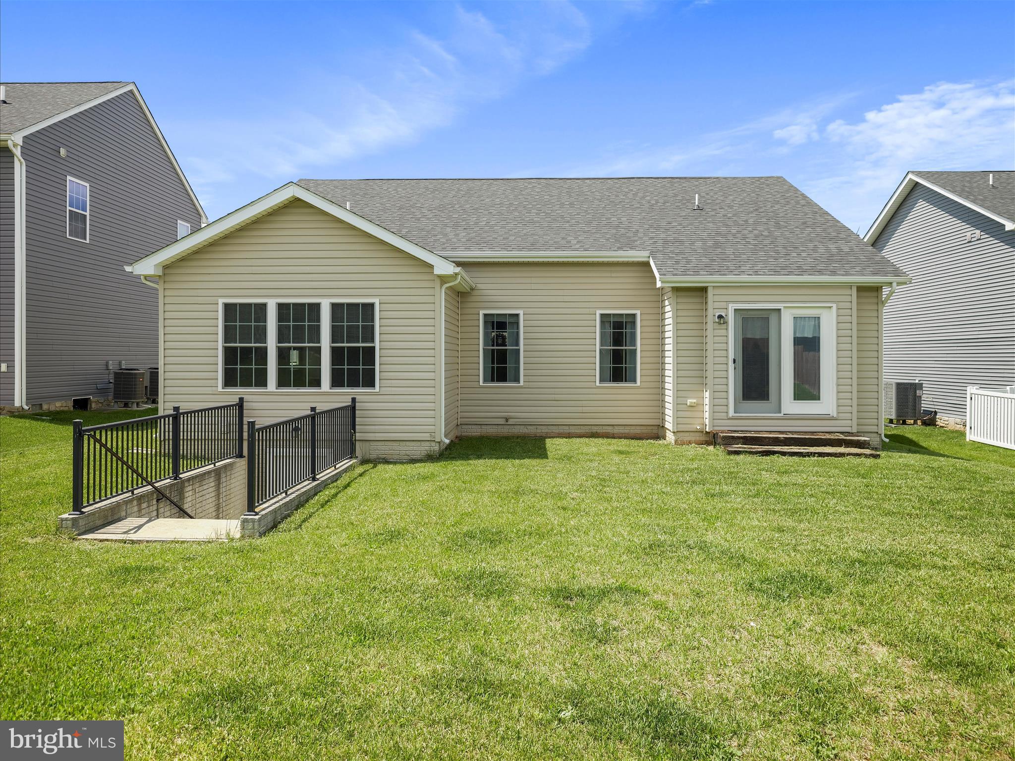 RED HILL - Residential Lease