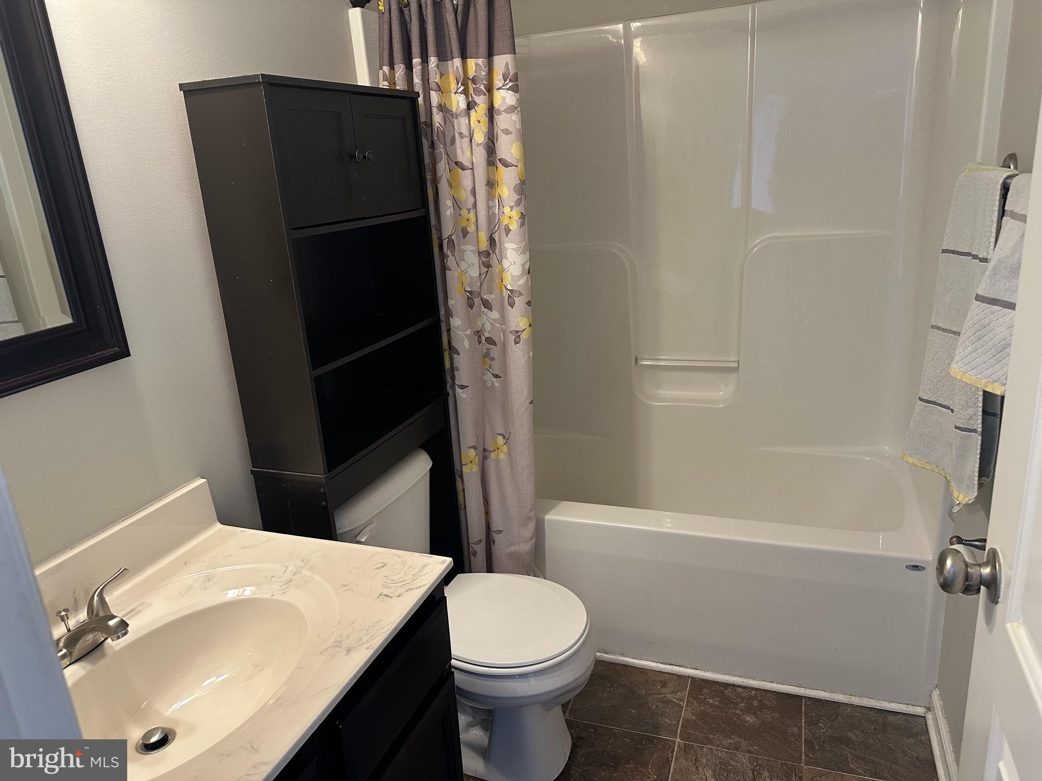 RED HILL - Residential Lease