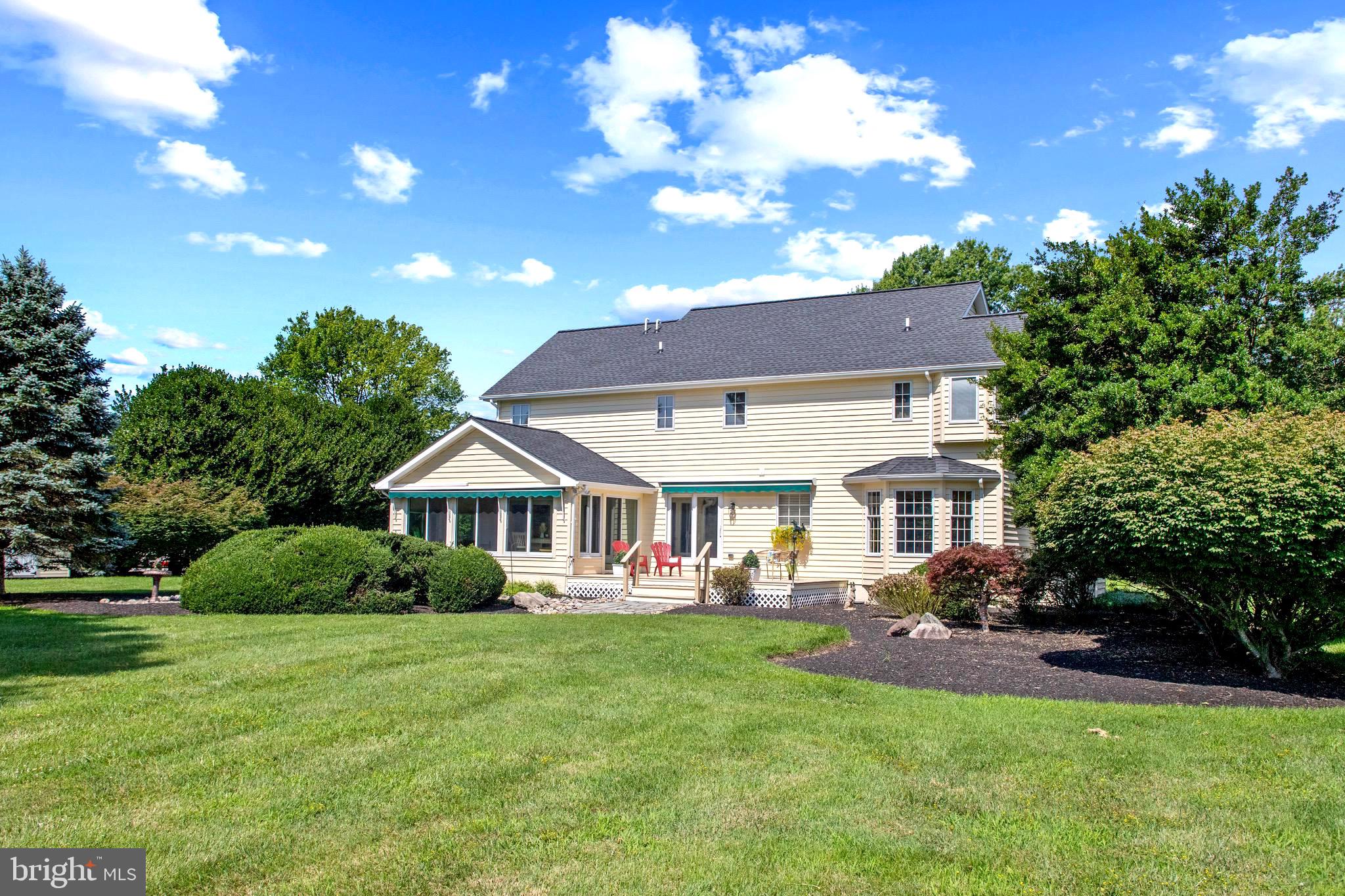 116 PROSPECT BAY DRIVE W