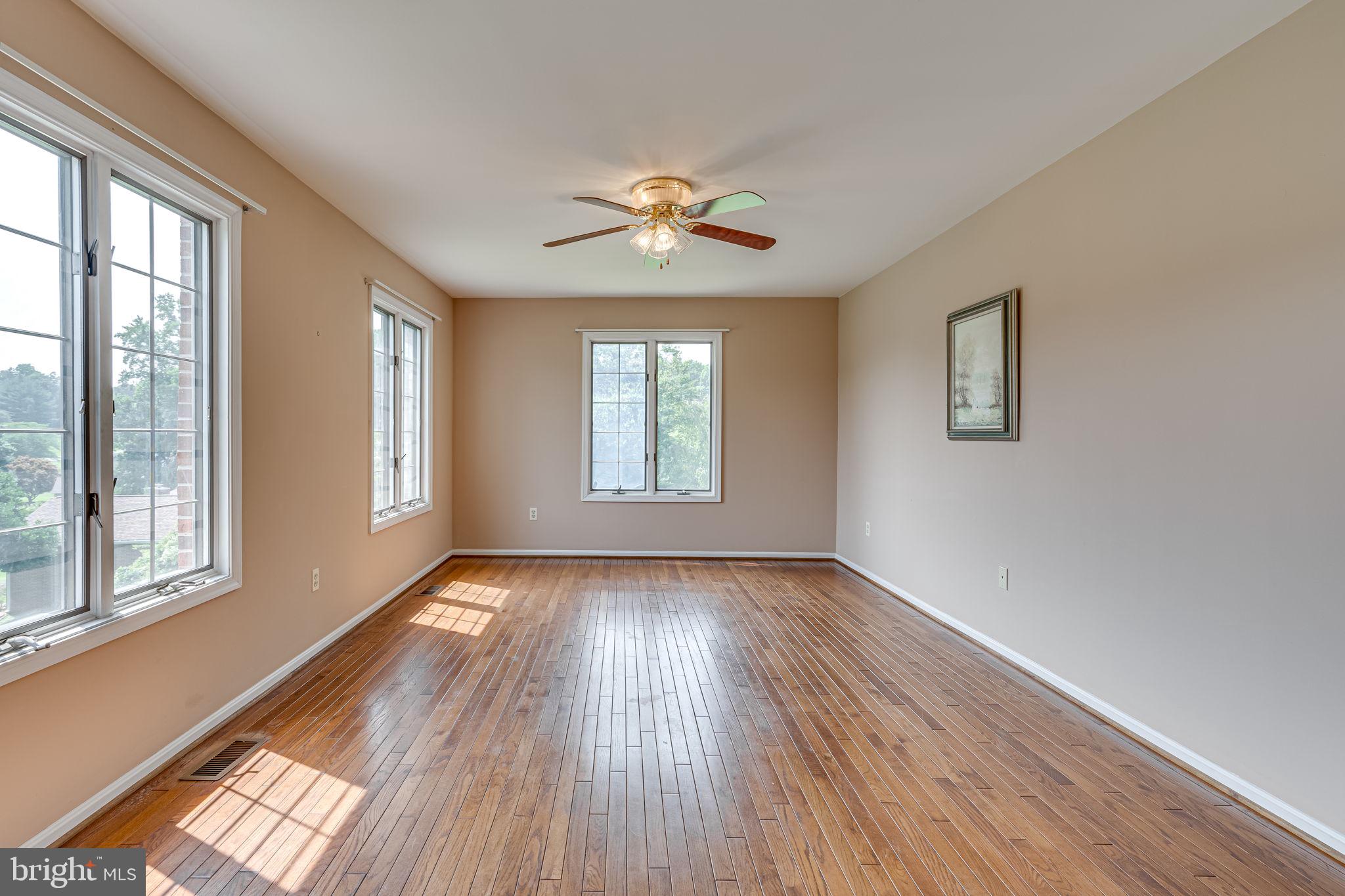 CALVERT ESTATES - Residential