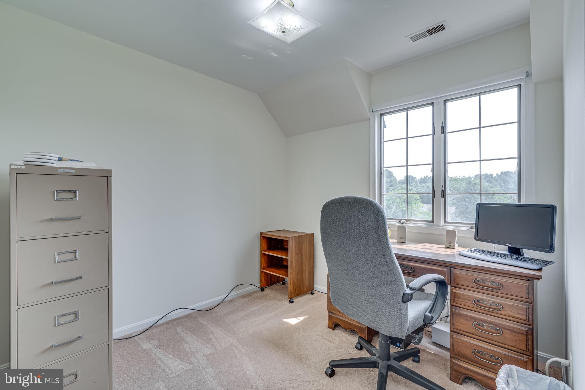 CALVERT ESTATES - Residential