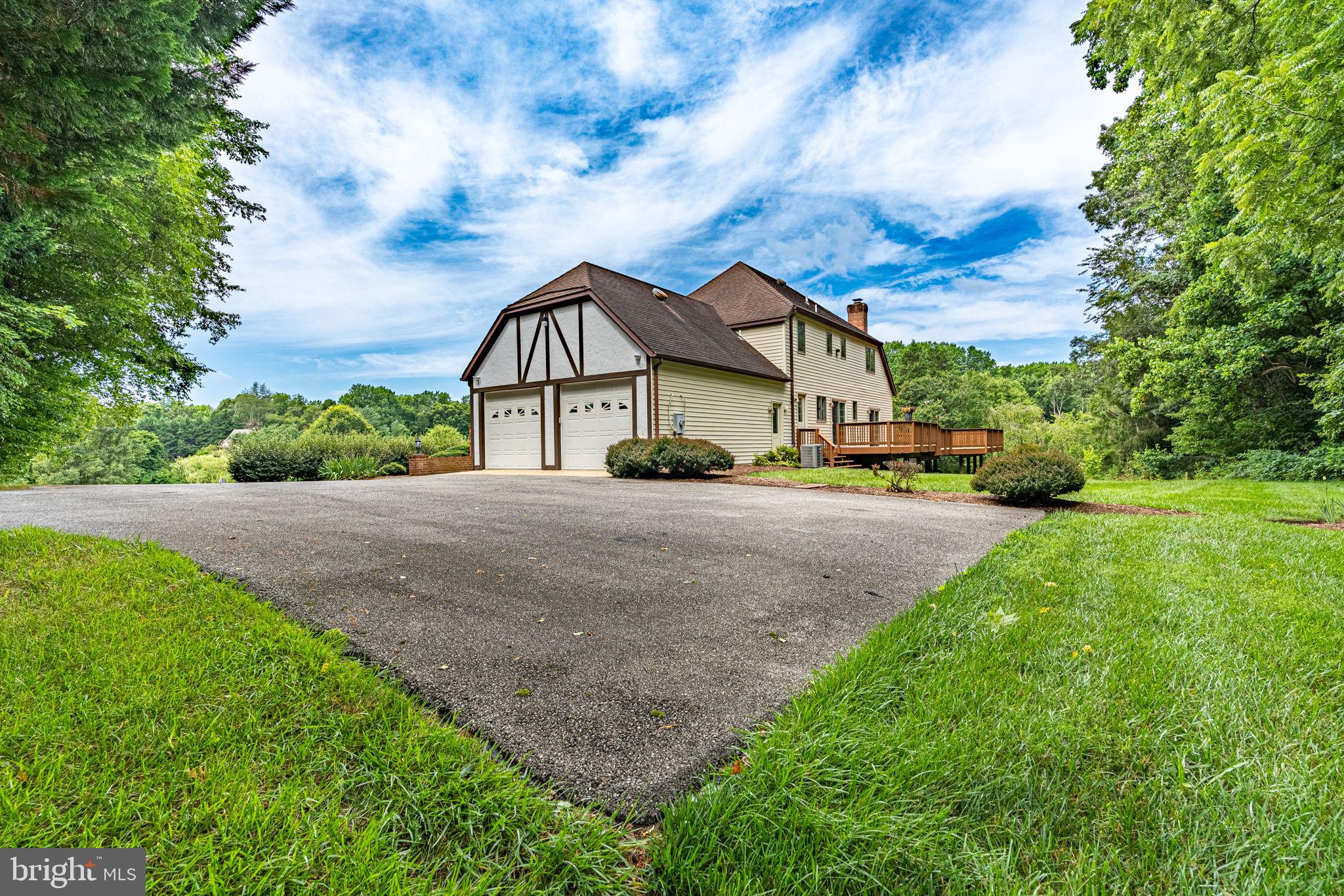 CALVERT ESTATES - Residential