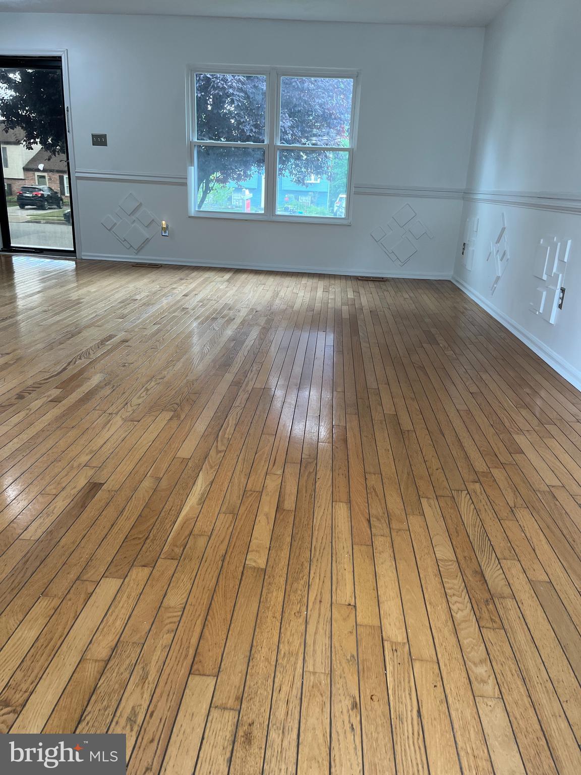 TARTAN HILL - Residential