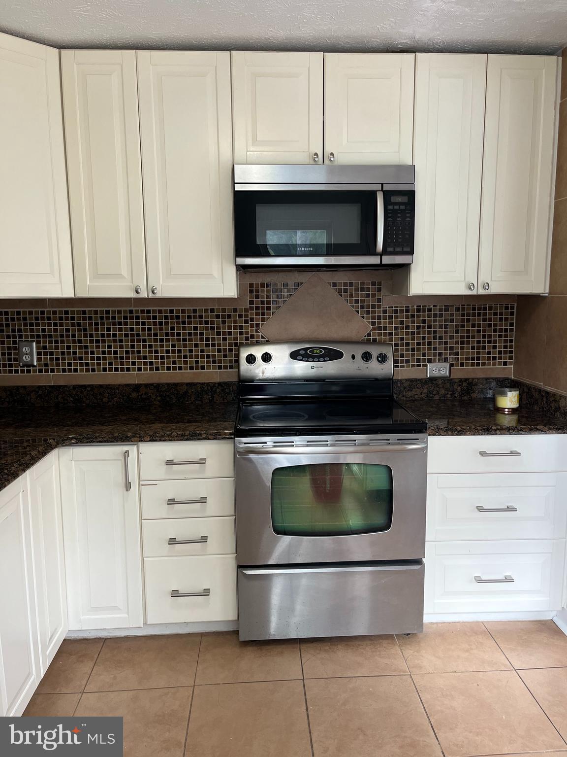 TARTAN HILL - Residential