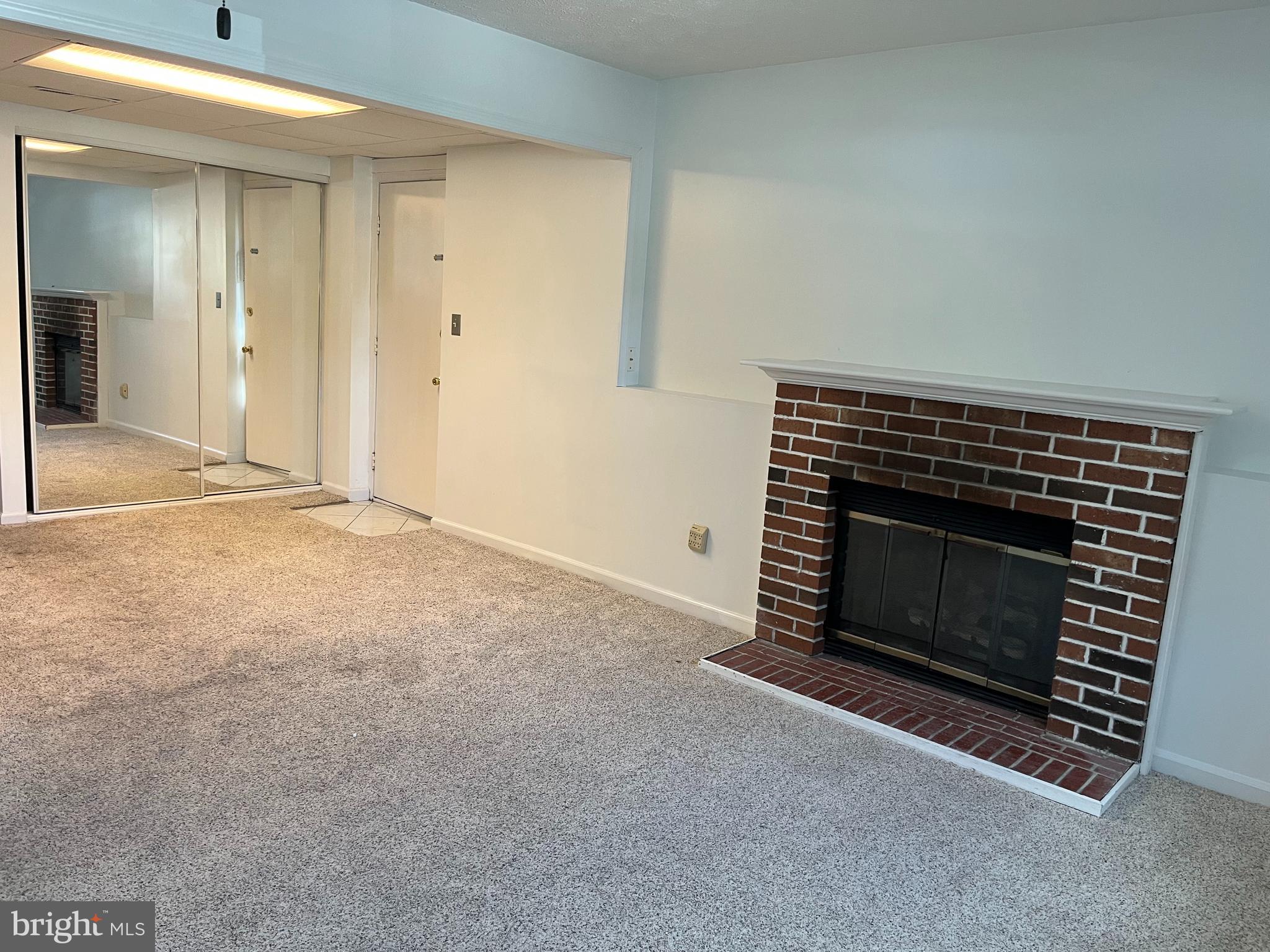 TARTAN HILL - Residential