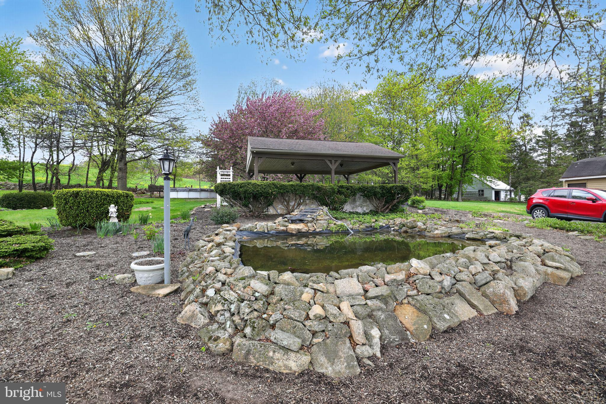 BOYERTOWN - Residential