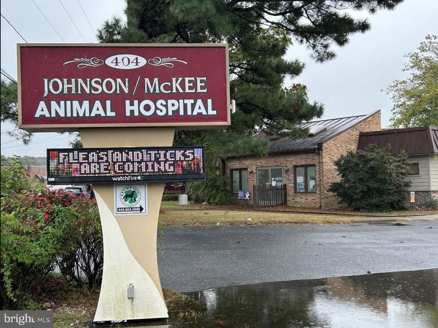 This fully furnished veterinary/medical space available for SUB-lease in Salisbury, MD is conveniently situated just a short walk from the TidalHealth medical campus and downtown Salisbury. The unit can be customized to accommodate specific requirements with equipment currently in the space. 1,150SF of the total 5,046SF is a fully operational Kennel with an exam room, laundry and grooming area.

- Versatile and customizable spaces
- Ample parking for tenants and visitors
- Convenient access to major highways
- State-of-the-art equipment could be included
- Functional layout conducive to various office needs