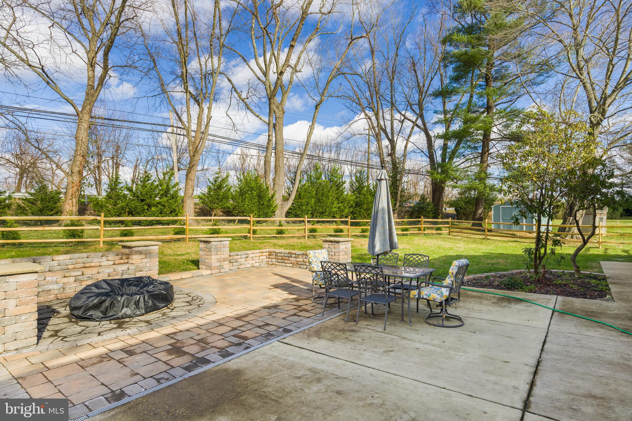 BEAVERBROOK - Residential