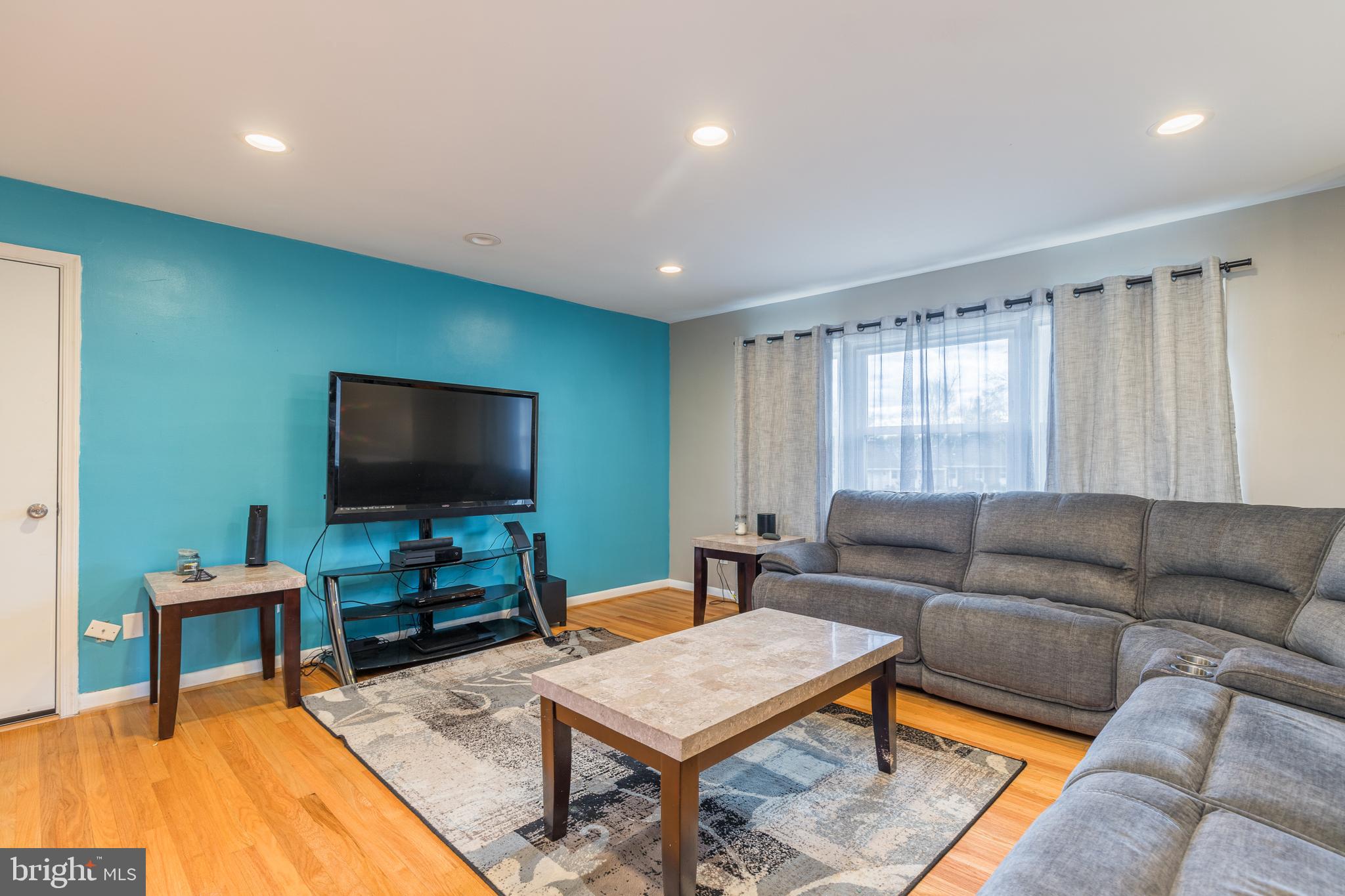 BEAVERBROOK - Residential