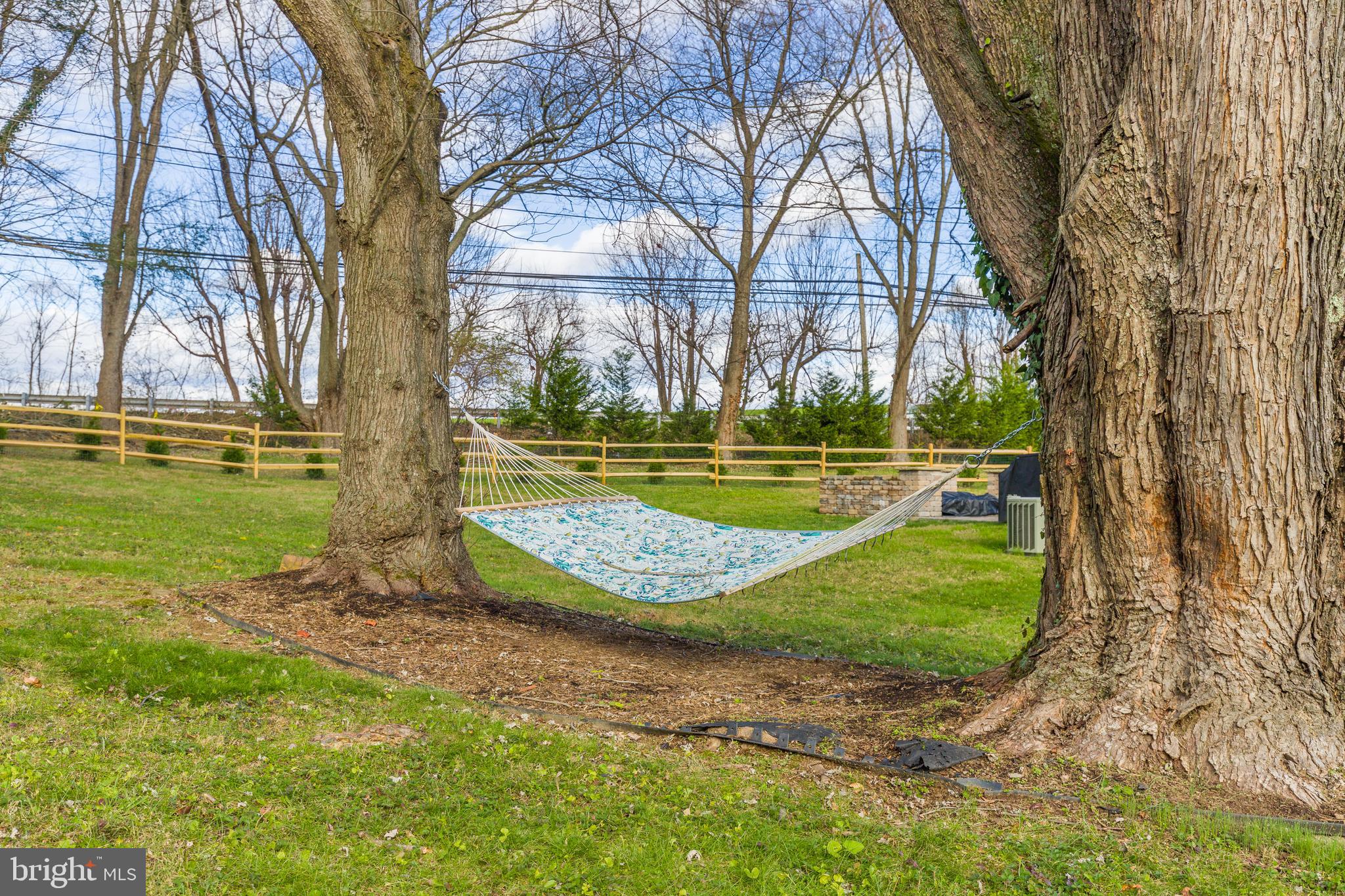 BEAVERBROOK - Residential