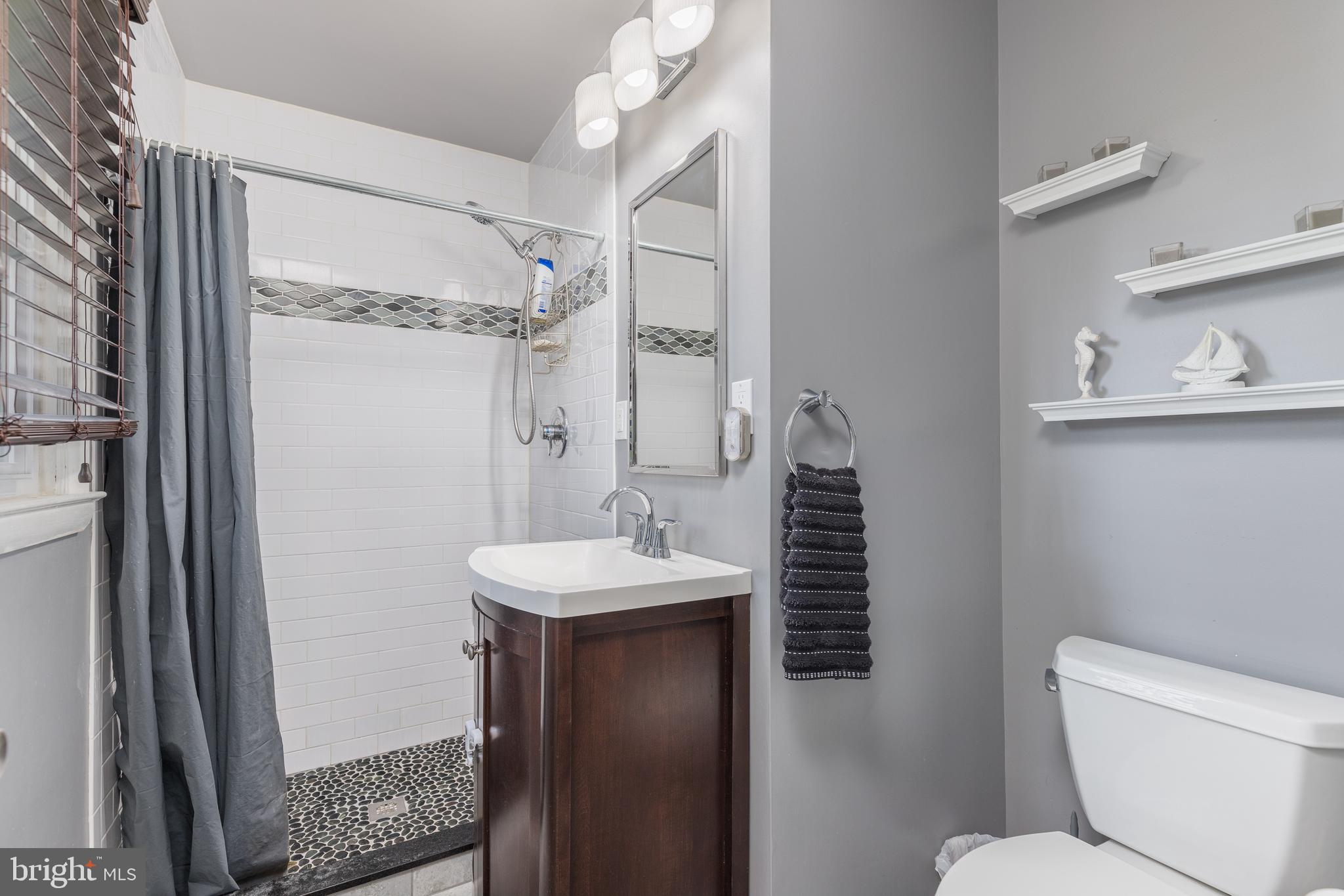 BEAVERBROOK - Residential