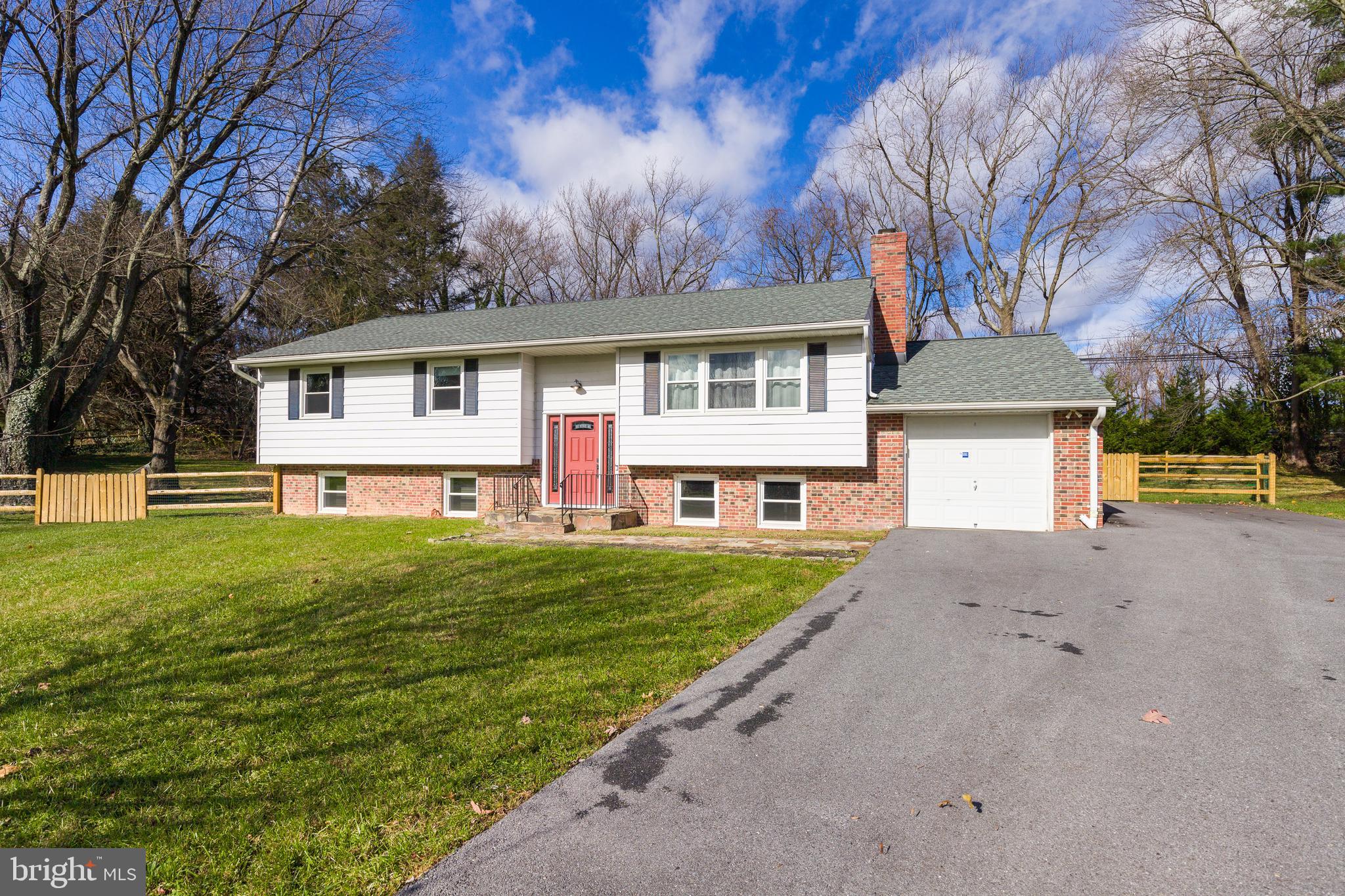 BEAVERBROOK - Residential