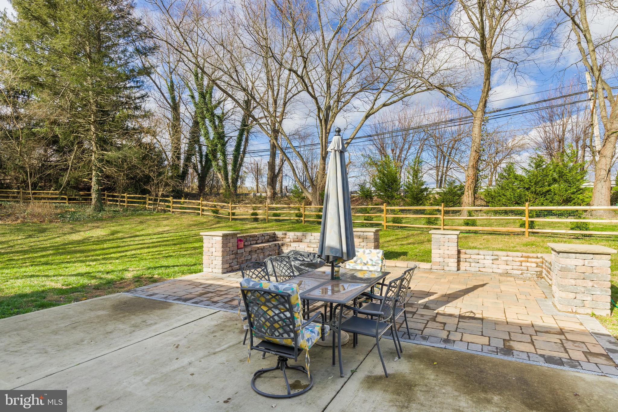 BEAVERBROOK - Residential