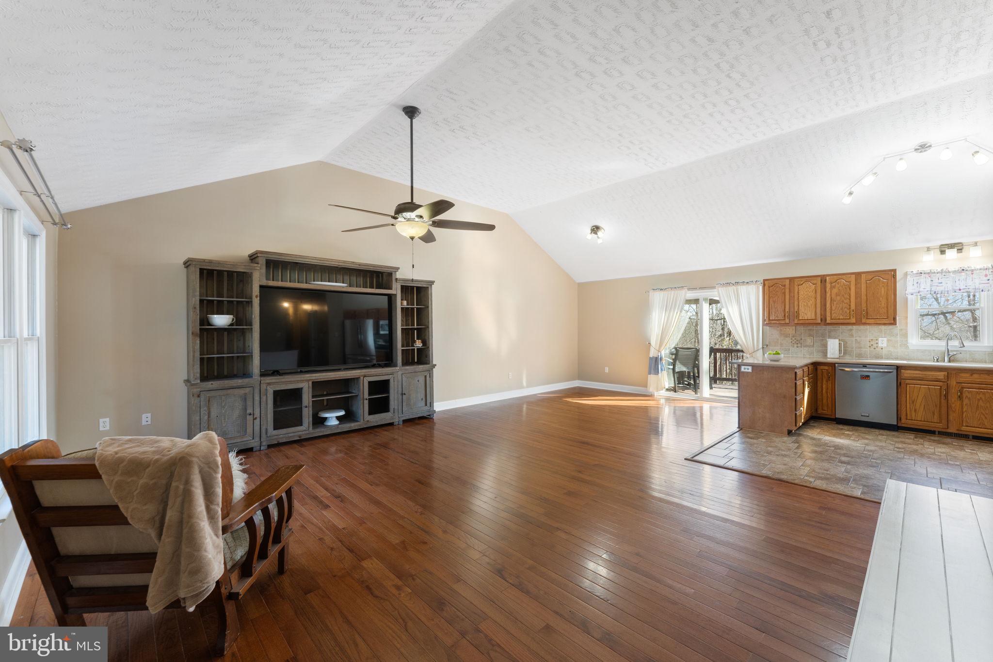 HAYNES ANDERSON - Residential